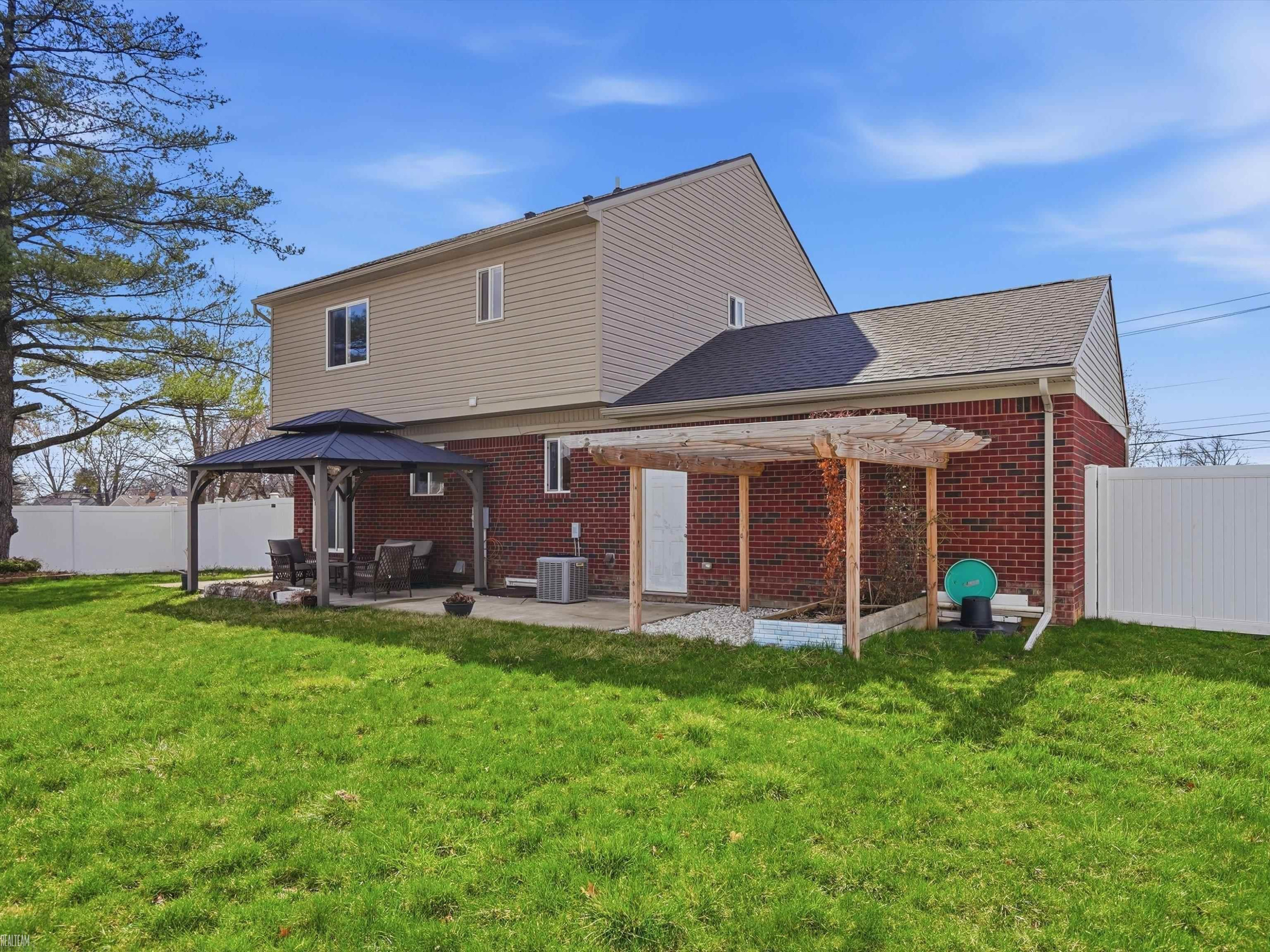 506 W Woodside Avenue, Madison Heights, MI 48071 — Photo 46