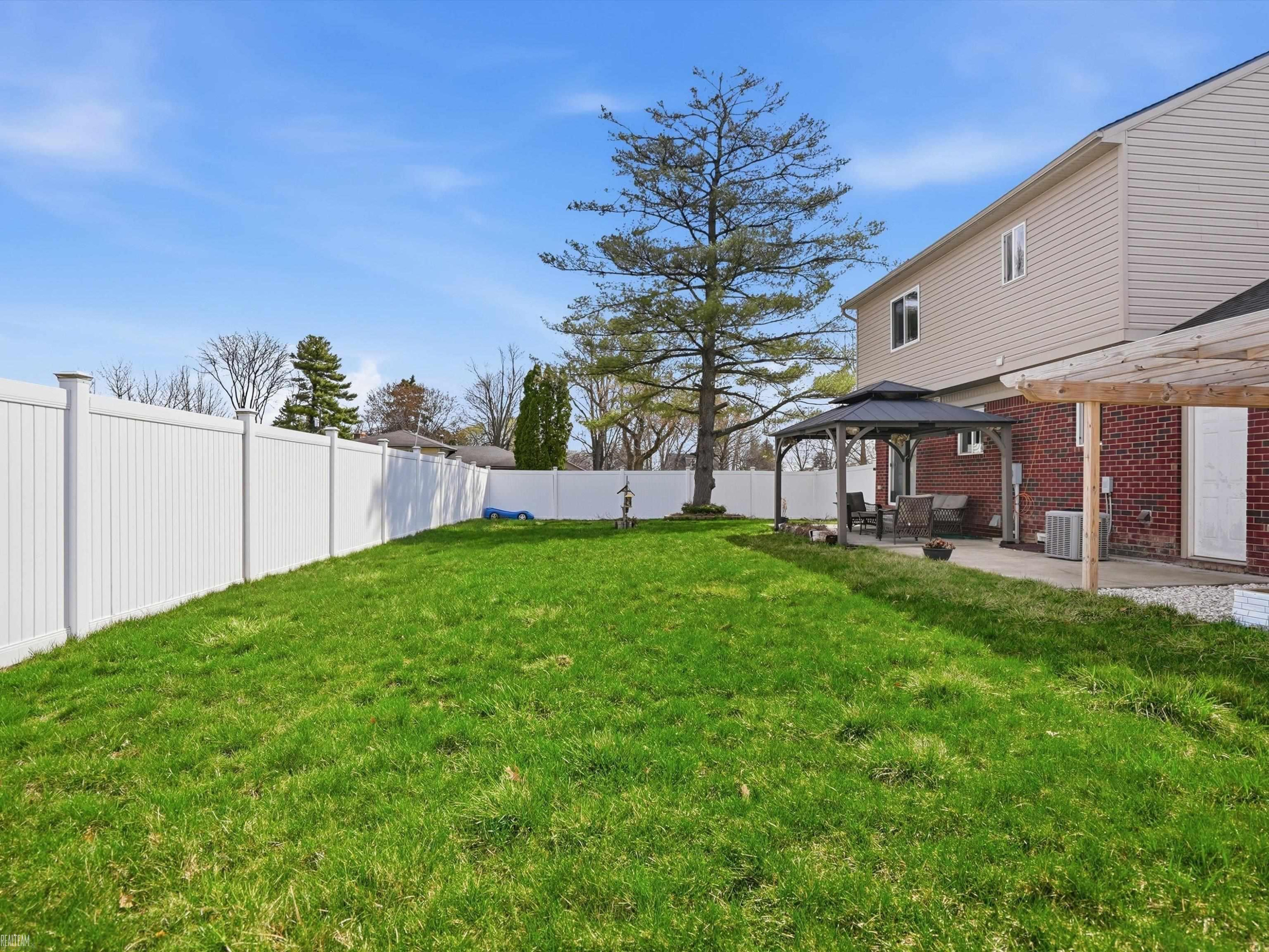 506 W Woodside Avenue, Madison Heights, MI 48071 — Photo 47