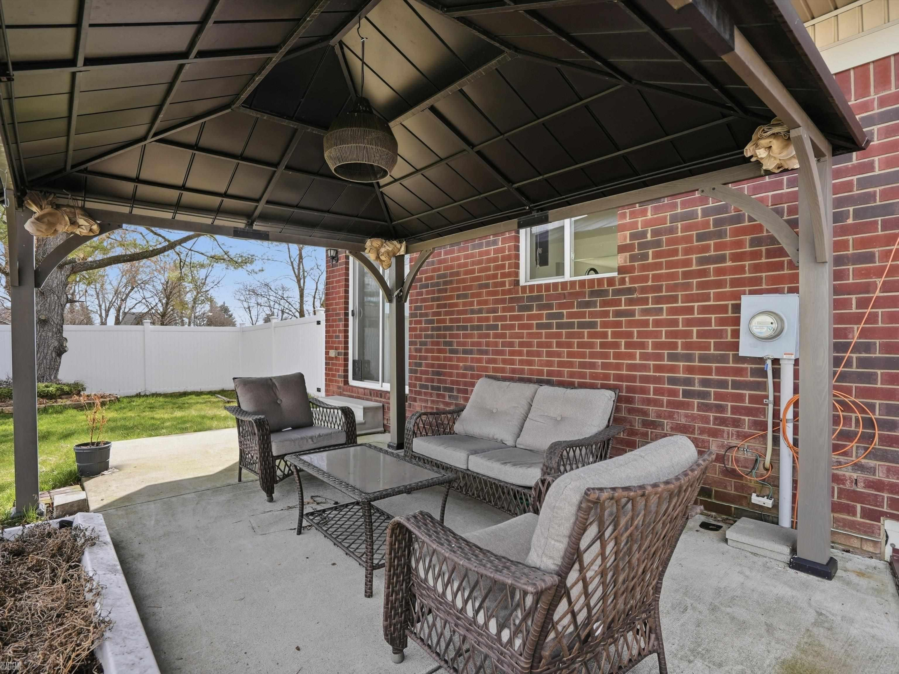 506 W Woodside Avenue, Madison Heights, MI 48071 — Photo 48