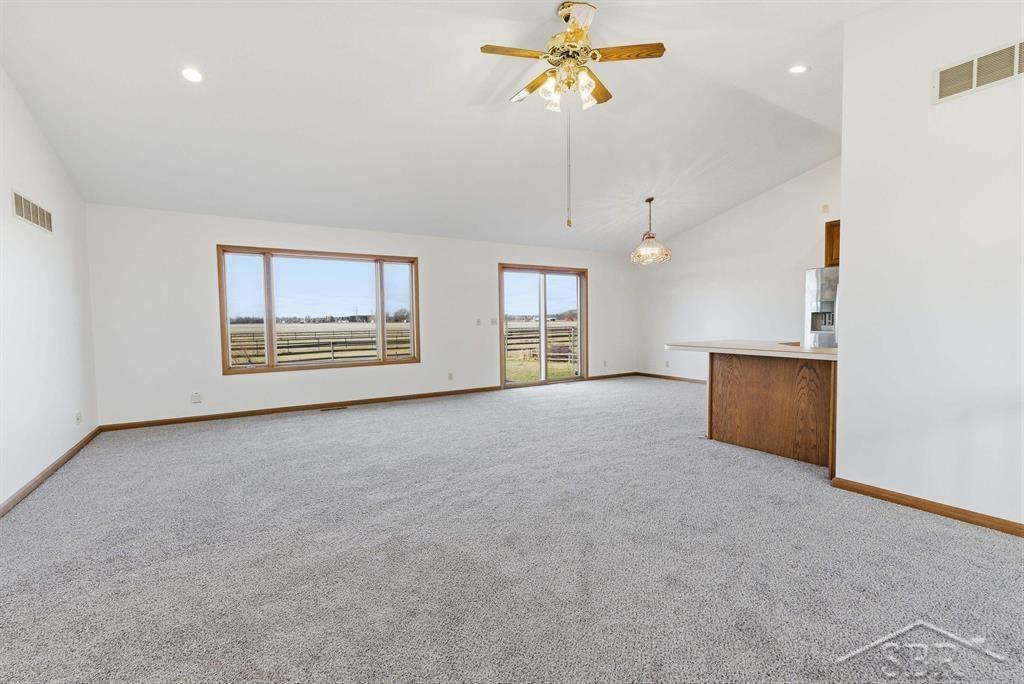 2082 W Parish Road, Midland, MI 48642 — Photo 6