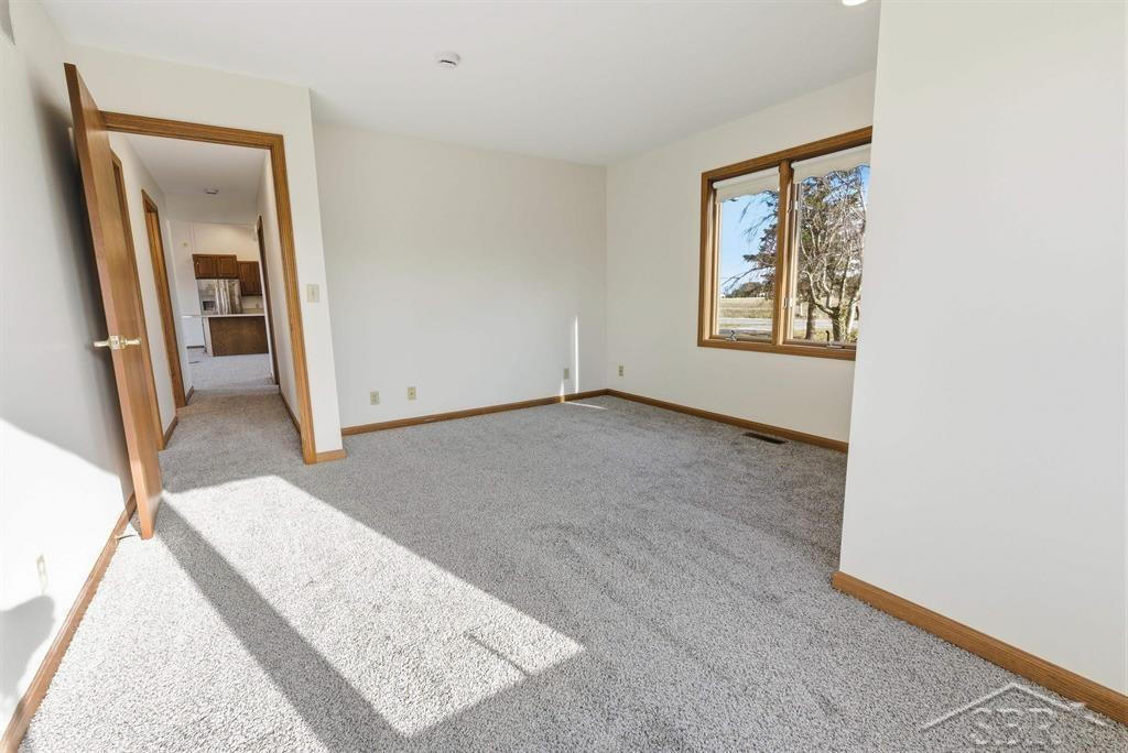 2082 W Parish Road, Midland, MI 48642 — Photo 18
