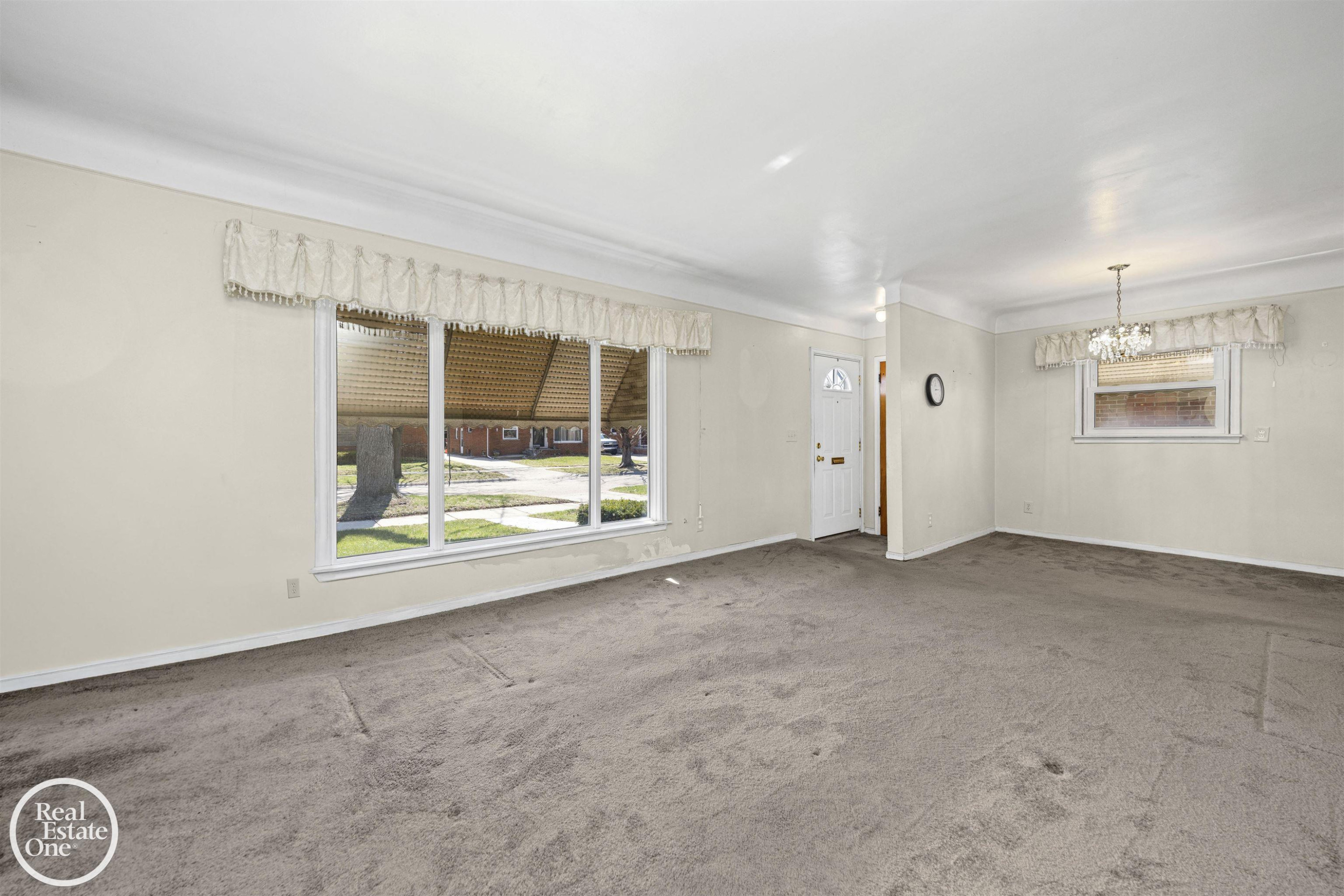 1988 Hollywood Avenue, Grosse Pointe Woods, MI 48236 — Photo 7
