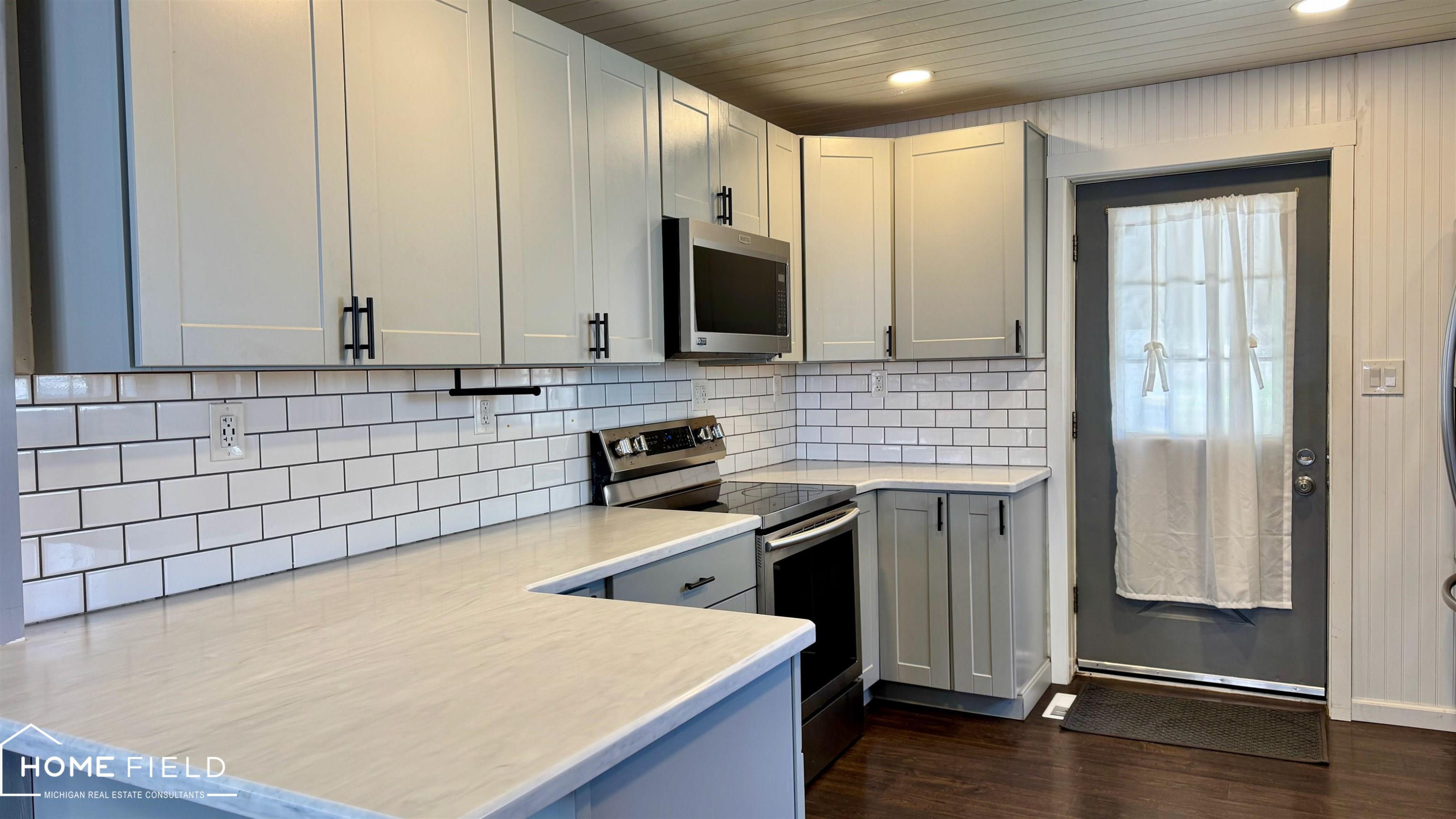 1310 Frederick Street, Owosso, MI 48867 — Photo 3
