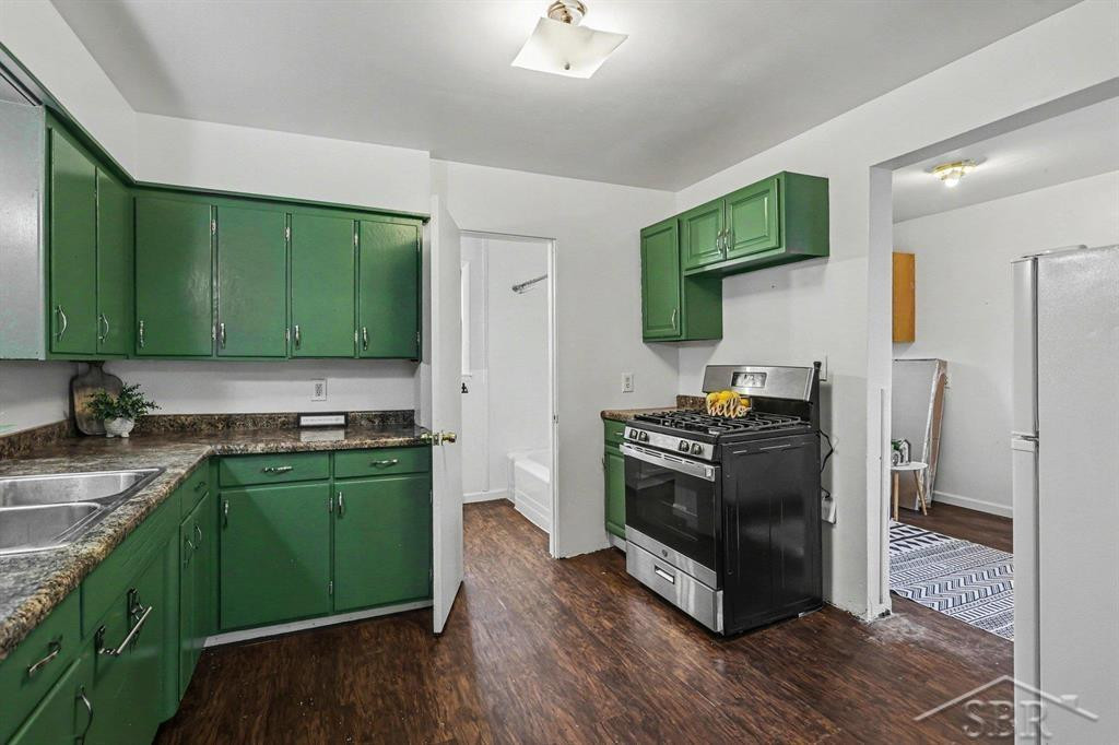 700 E Fulton Street, Bay City, MI 48706 — Photo 8