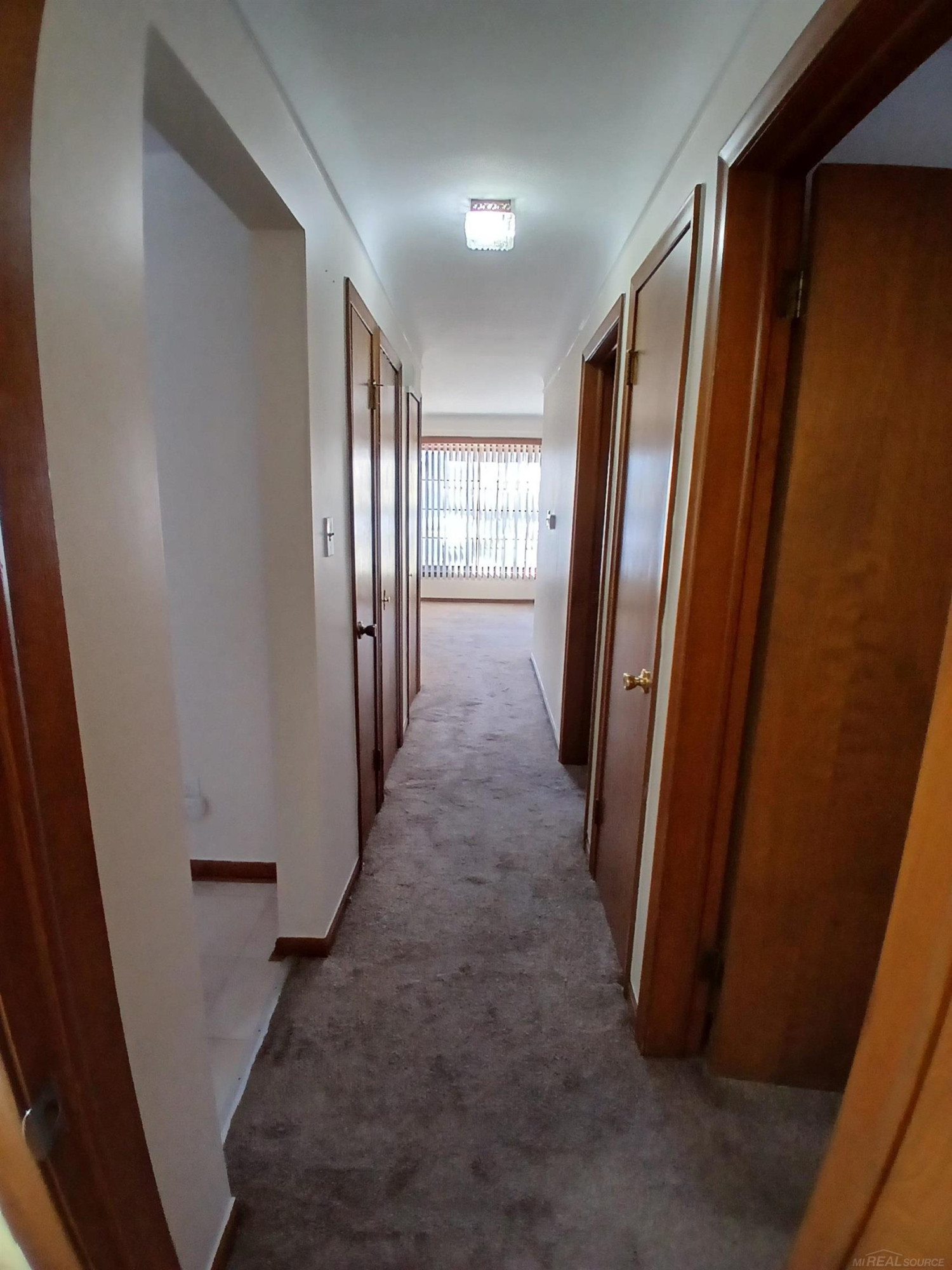 1000 Vernier Road, Grosse Pointe Woods, MI 48236 — Photo 17