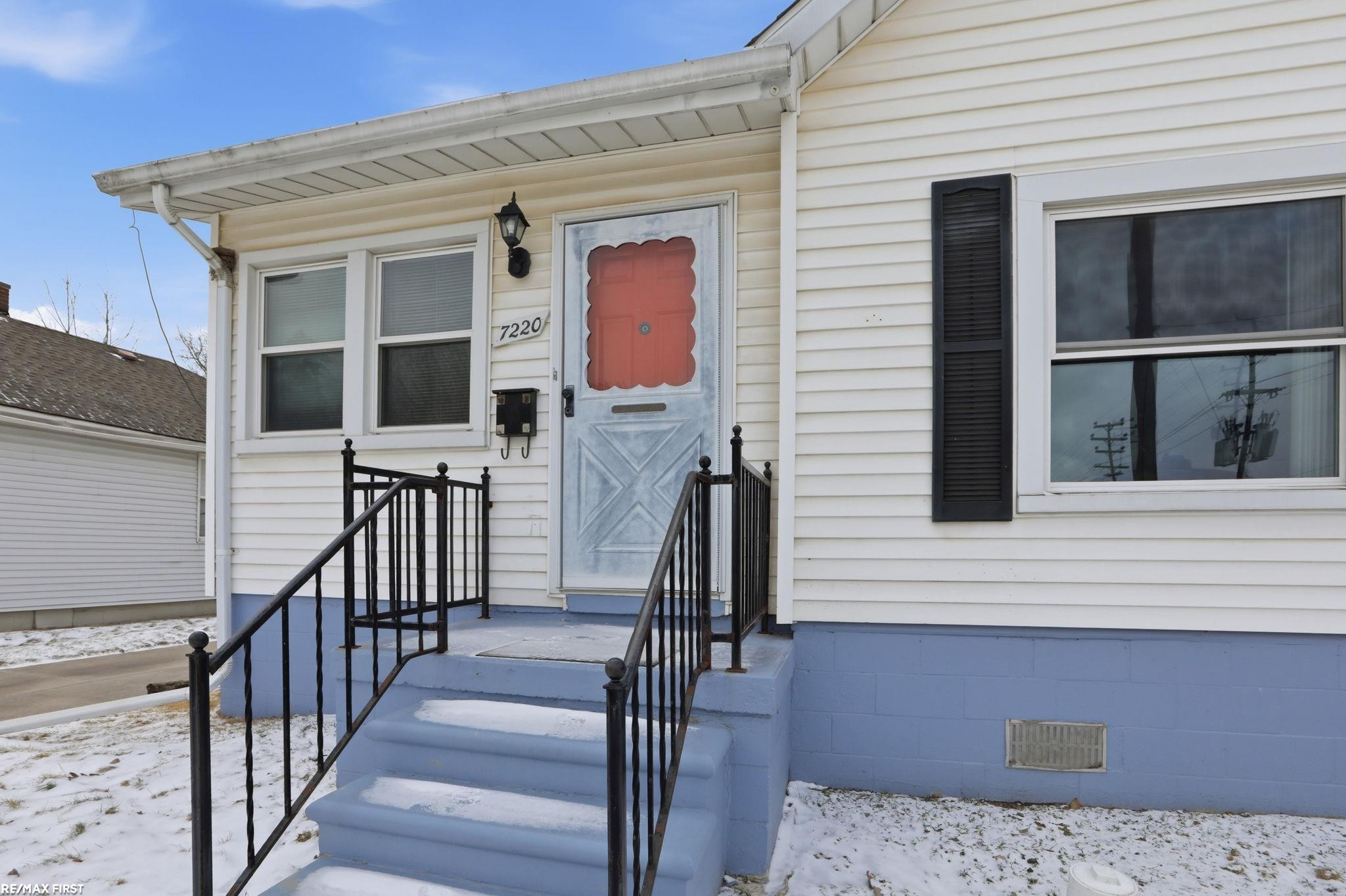 7220 Stephens Street, Center Line, MI 48015 — Photo 2