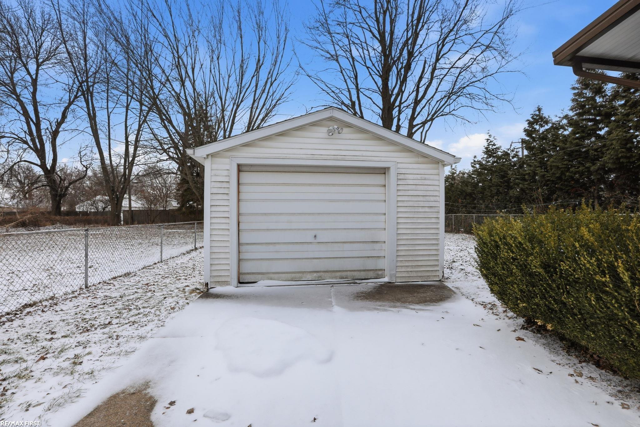 7220 Stephens Street, Center Line, MI 48015 — Photo 21