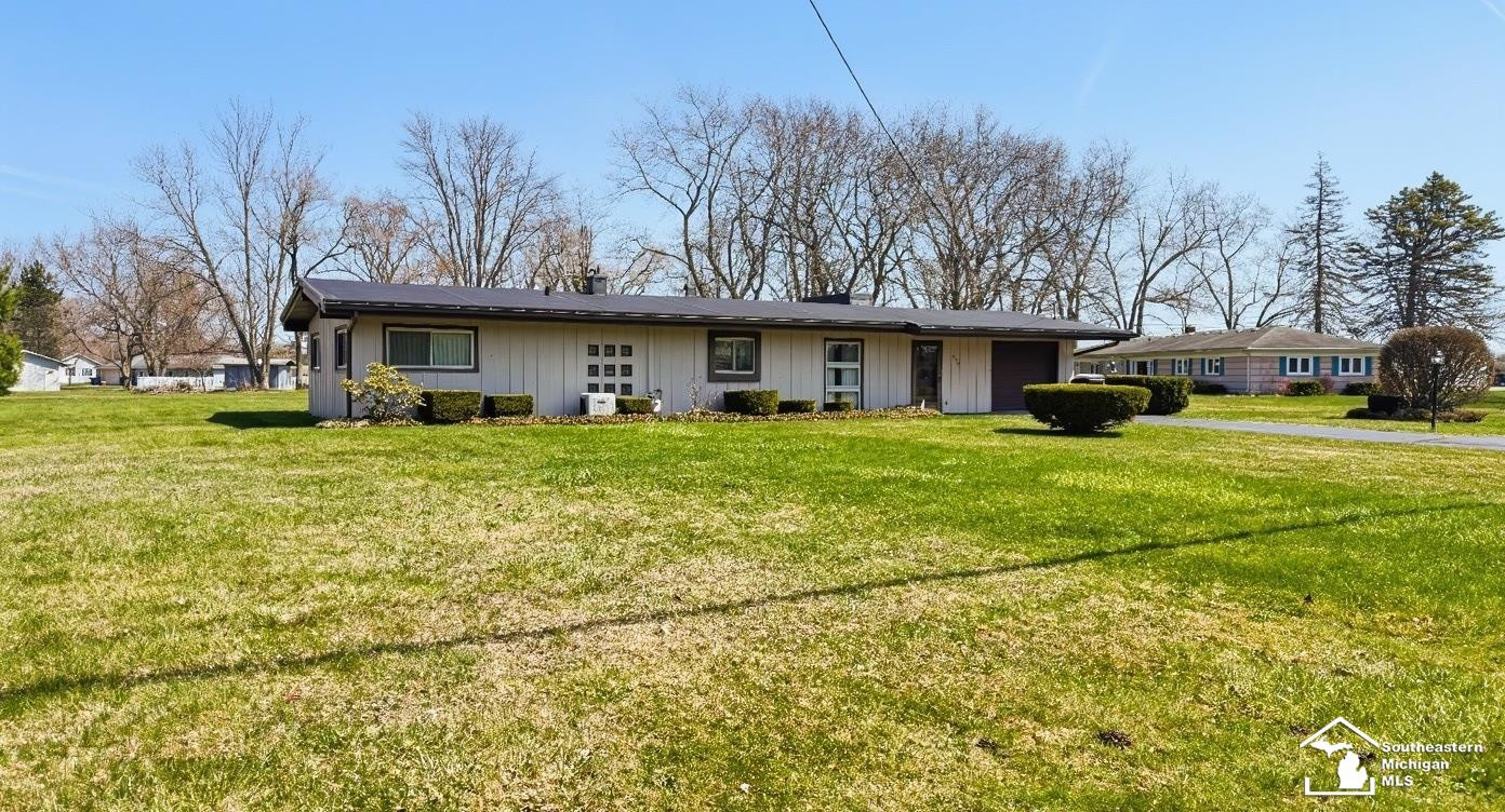 2658 Linda Drive, Monroe, MI 48162 — front exterior