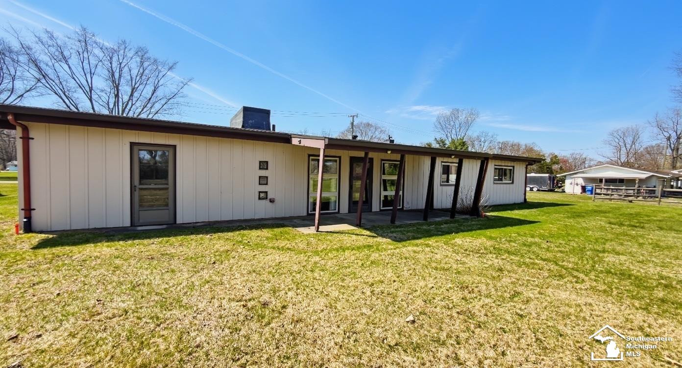 2658 Linda Drive, Monroe, MI 48162 — Photo 25