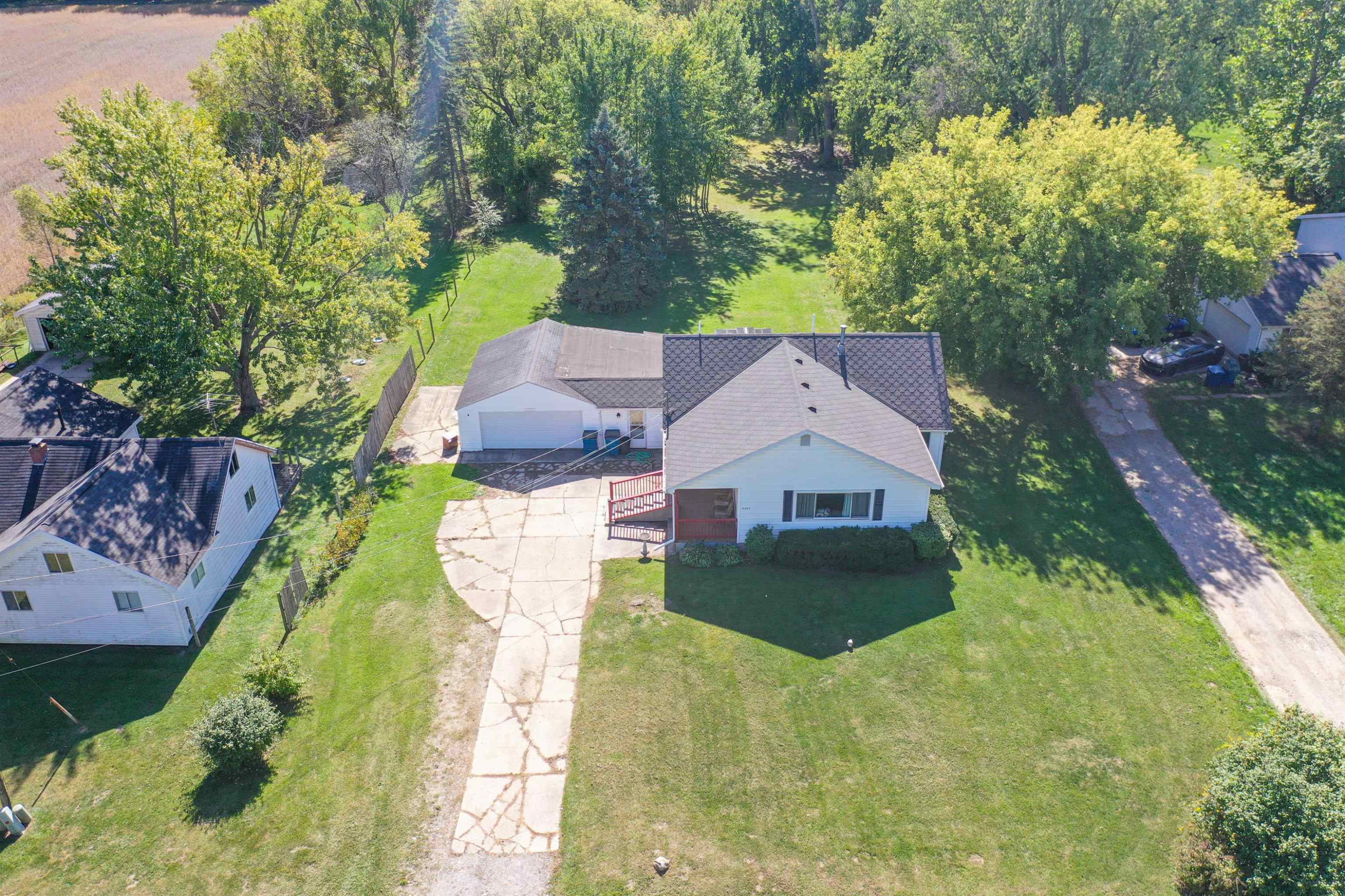 9403 W Bristol Road, Swartz Creek, MI 48473 — Photo 3