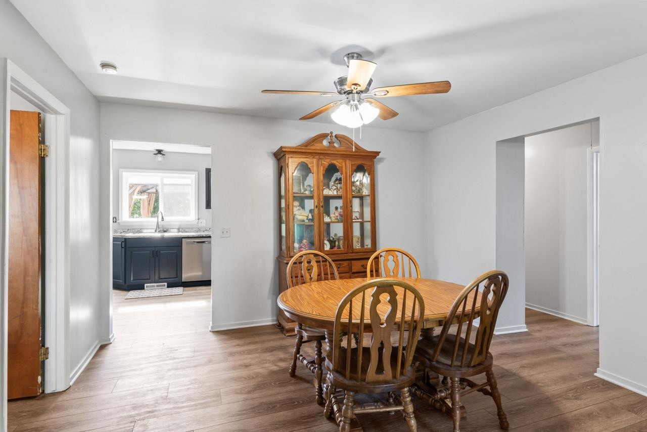 9403 W Bristol Road, Swartz Creek, MI 48473 — Photo 7