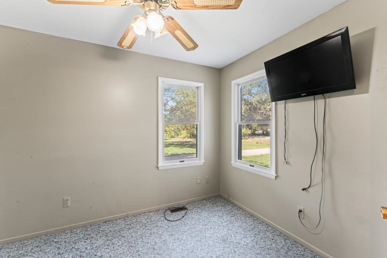 9403 W Bristol Road, Swartz Creek, MI 48473 — Photo 11