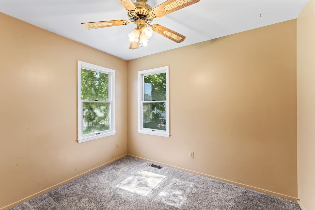 9403 W Bristol Road, Swartz Creek, MI 48473 — Photo 12