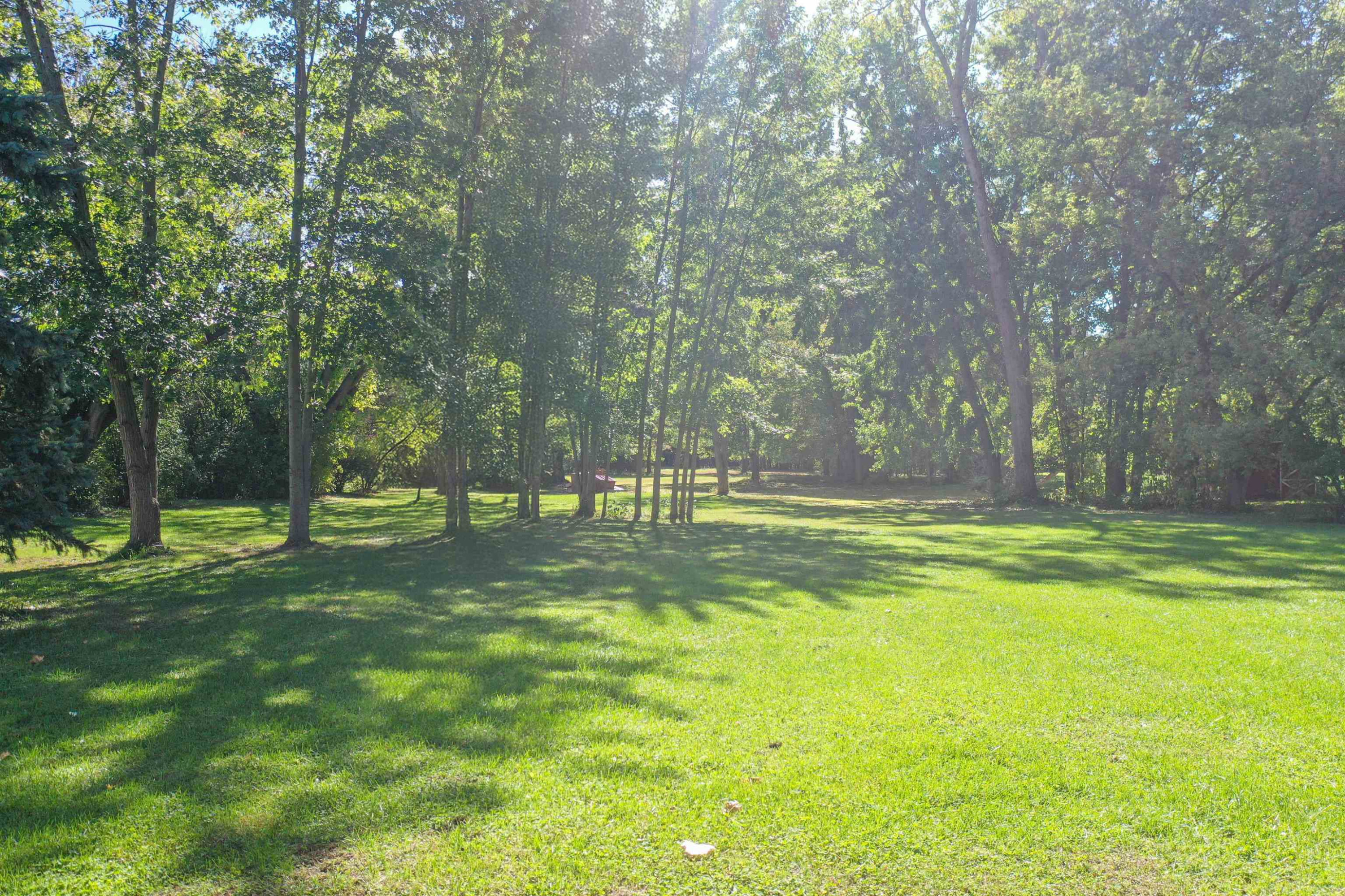9403 W Bristol Road, Swartz Creek, MI 48473 — Photo 18