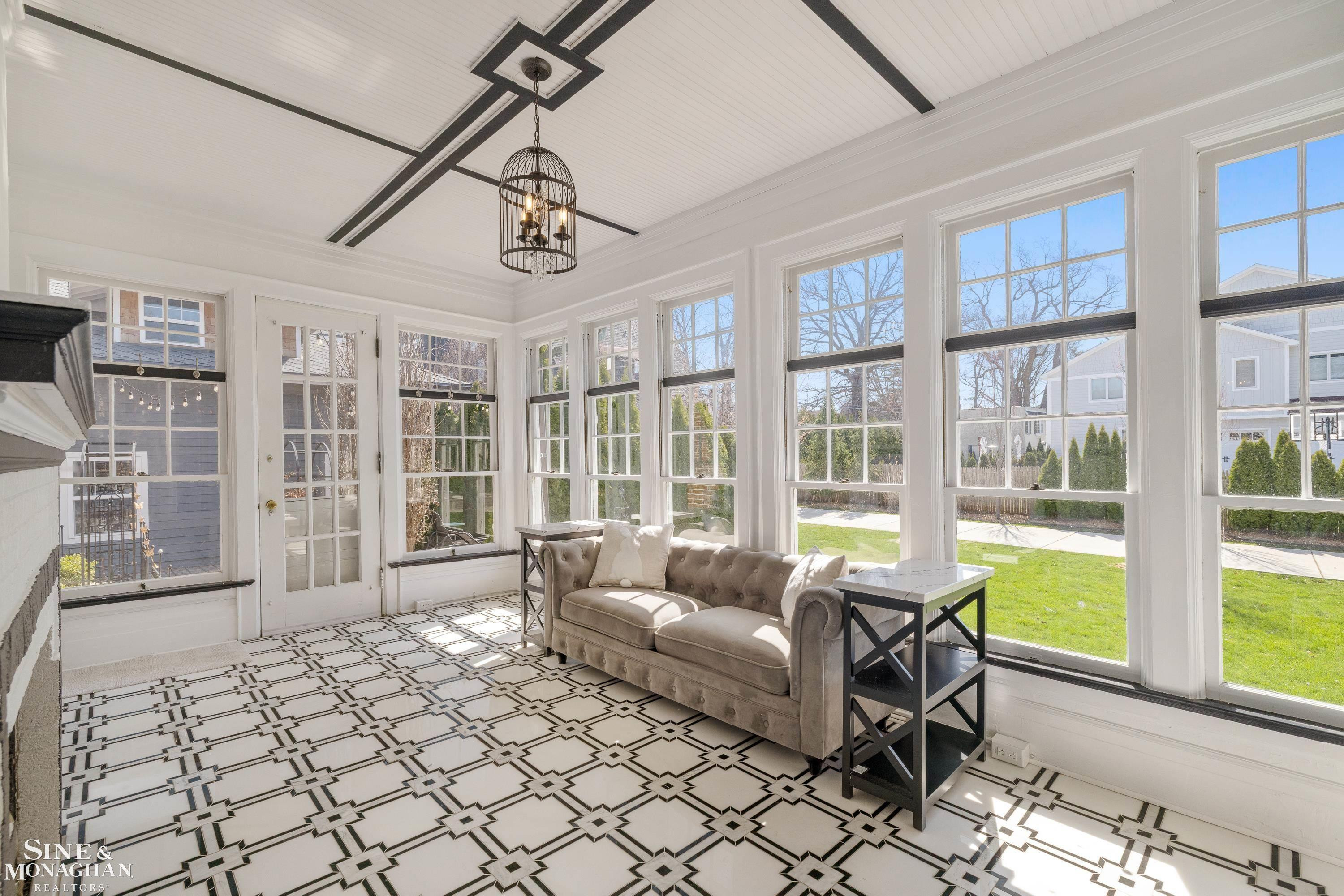 334 University Place, Grosse Pointe, MI 48236 — Photo 13