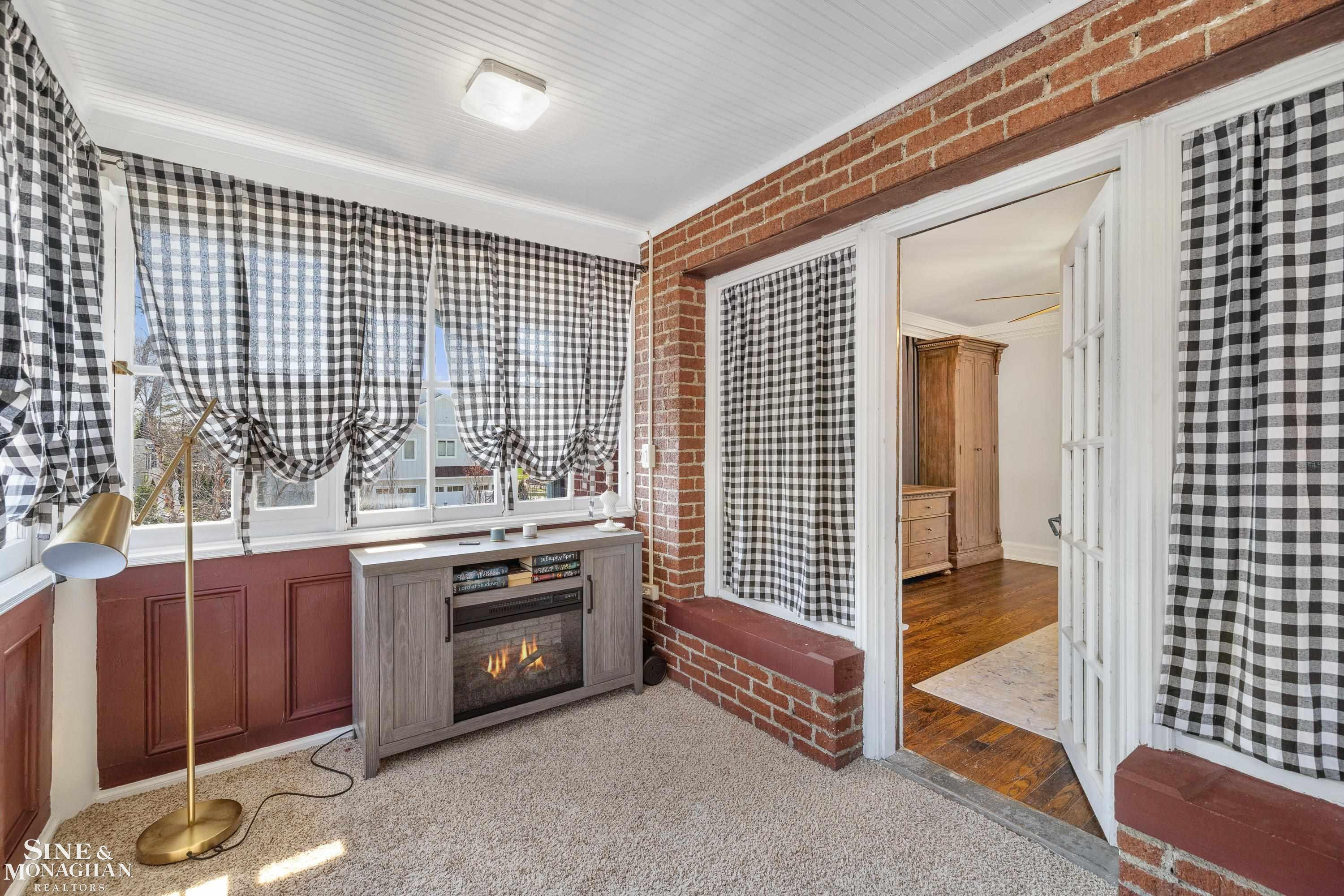 334 University Place, Grosse Pointe, MI 48236 — Photo 49