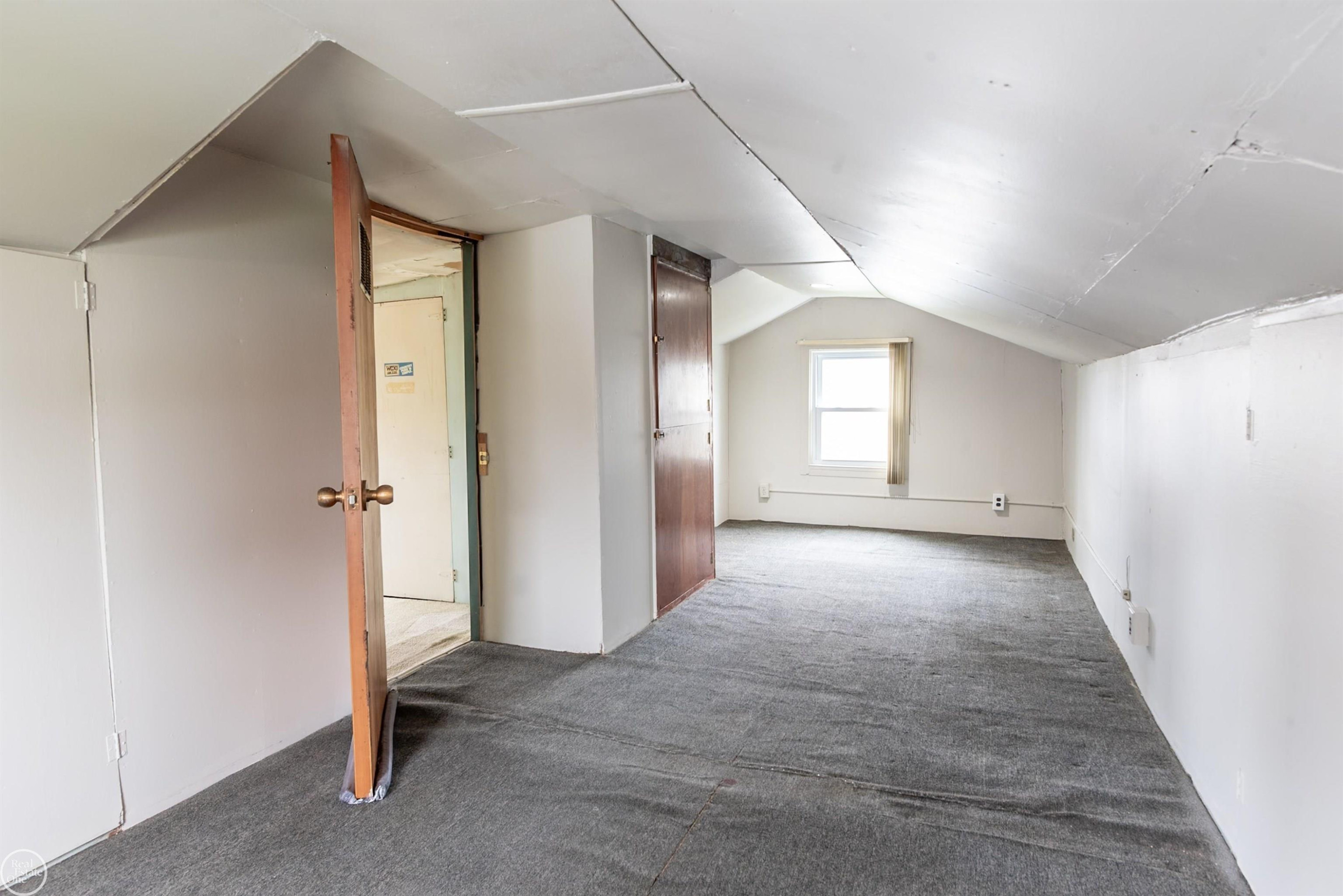 21 Logan Street, Mount Clemens, MI 48043 — Photo 16