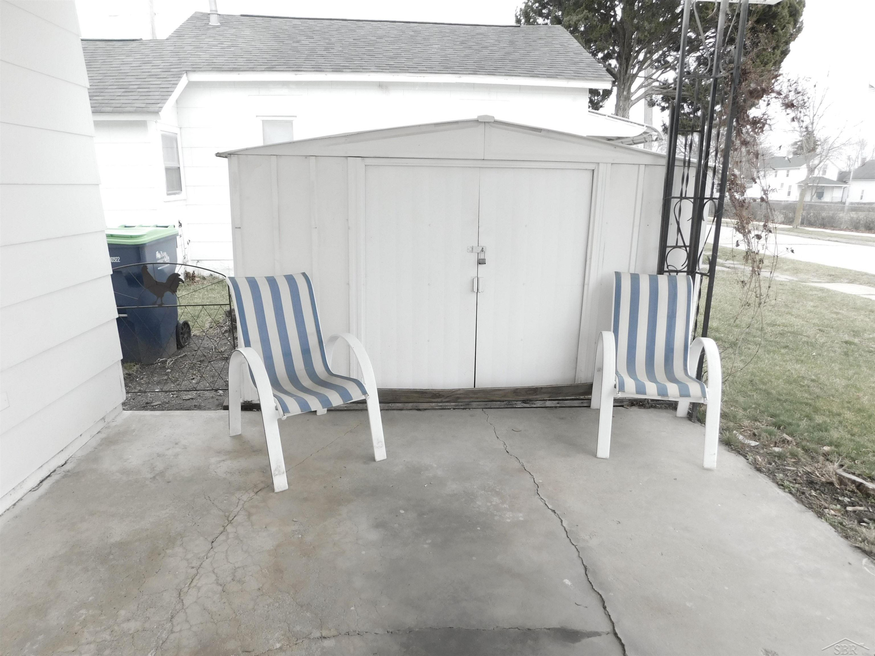 923 Fraser Street, Bay City, MI 48708 — Photo 4