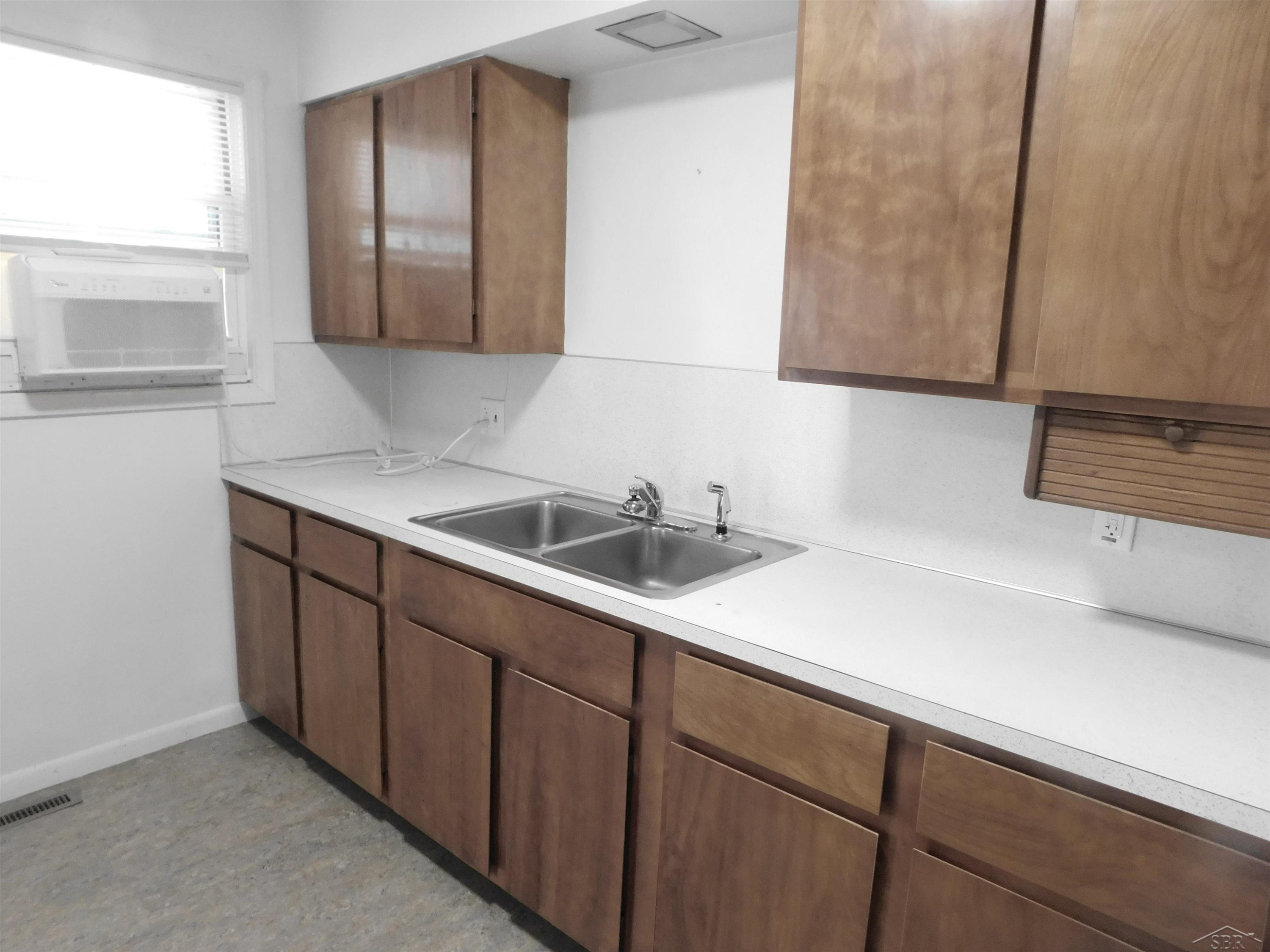 923 Fraser Street, Bay City, MI 48708 — Photo 10