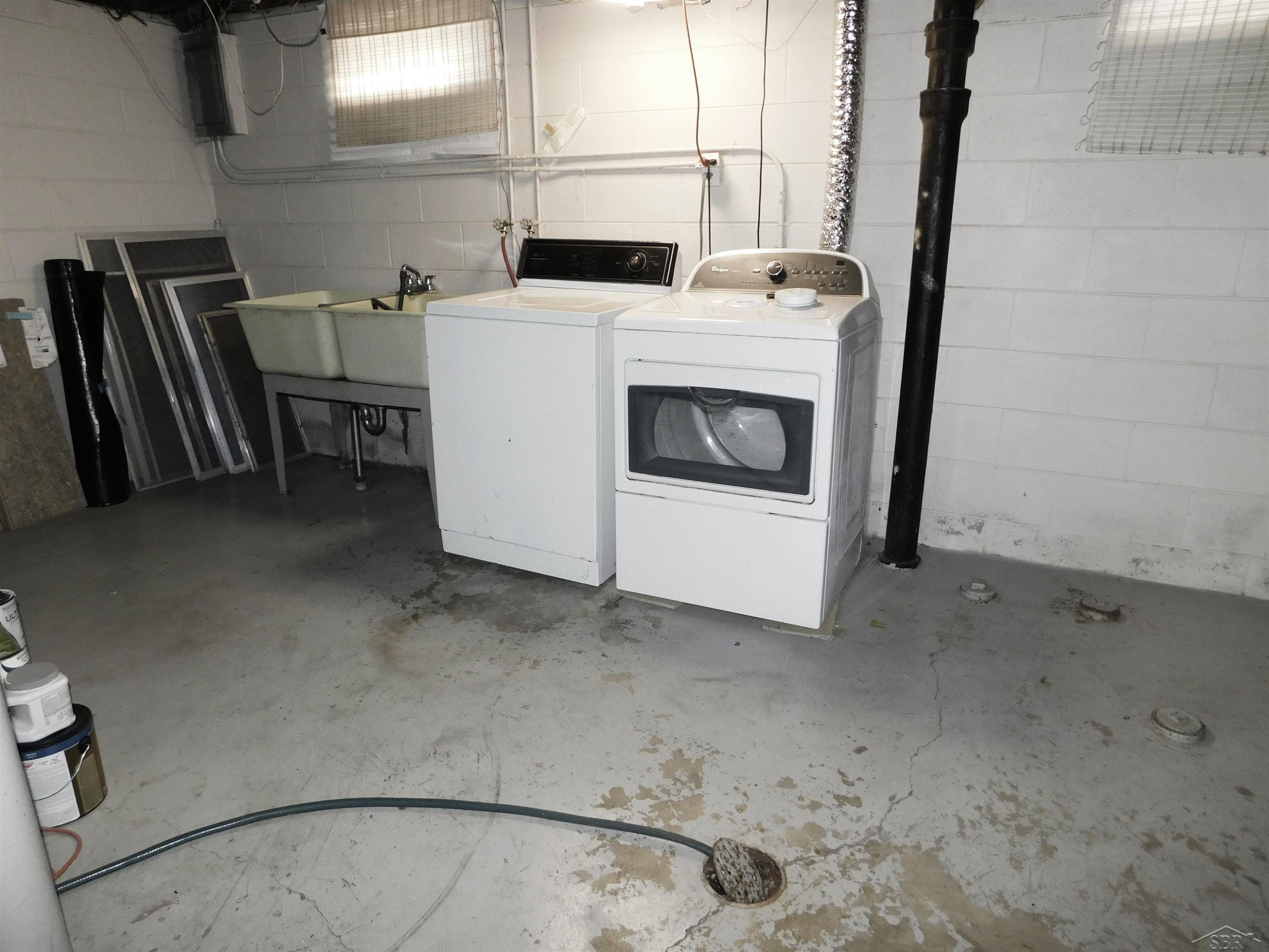 923 Fraser Street, Bay City, MI 48708 — Photo 15