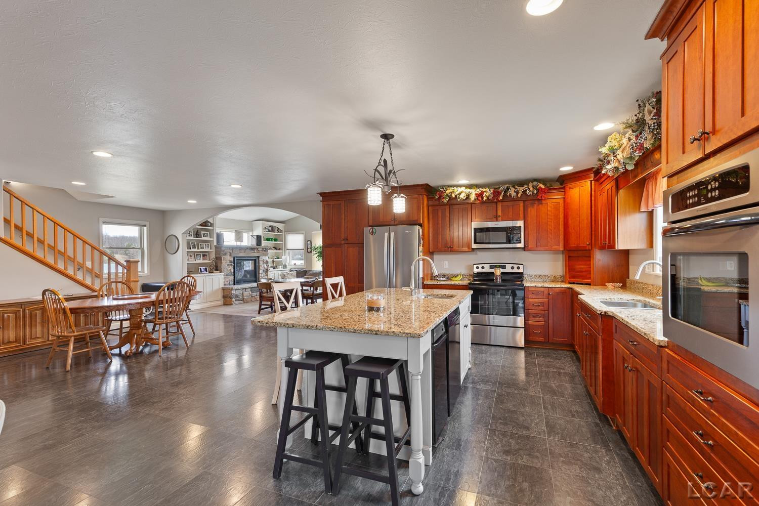 144 Washington Lake Road, Brooklyn, MI 49230 — Photo 2