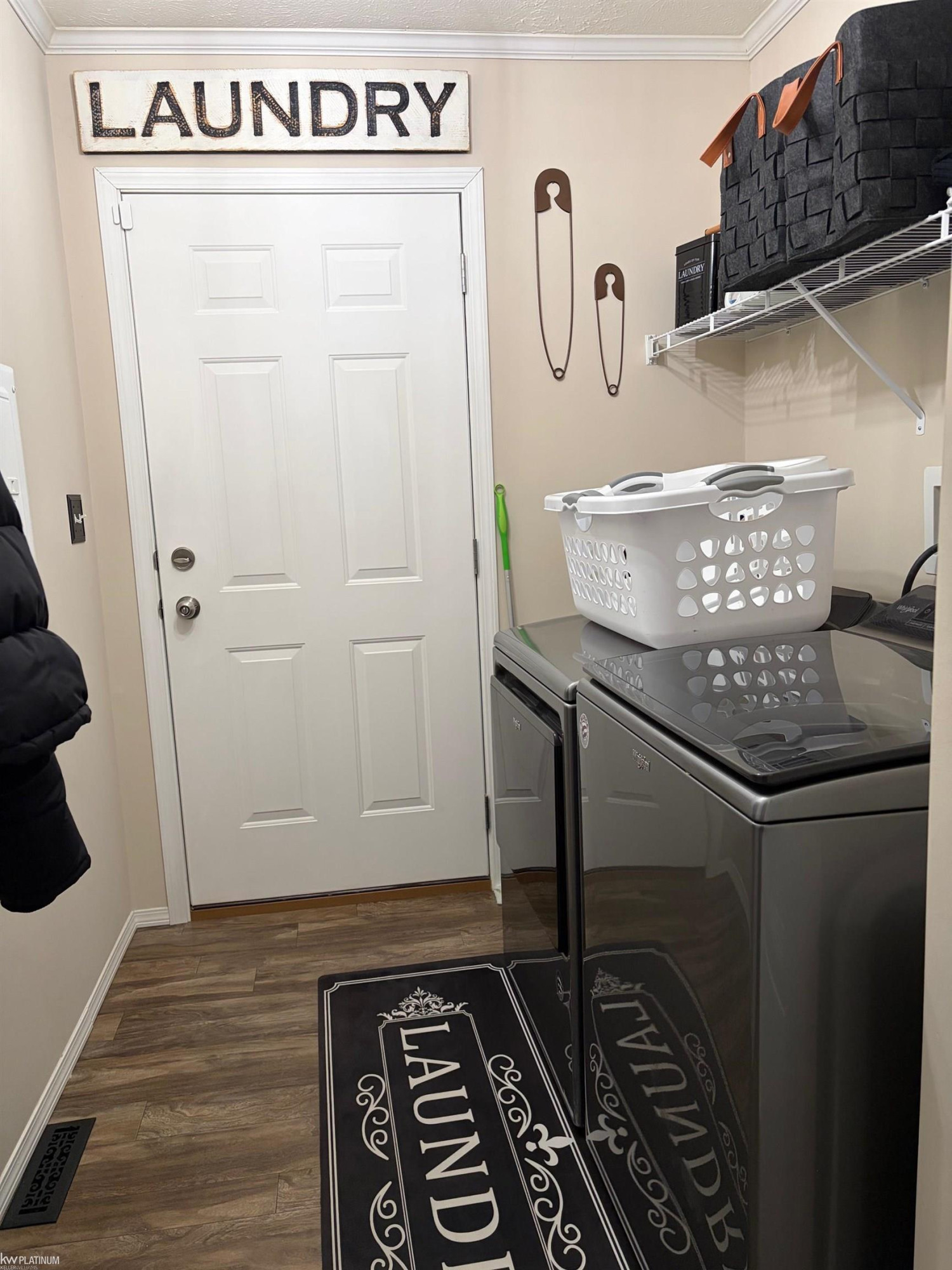 369 Red Pine Drive, Flint, MI 48506 — Photo 15