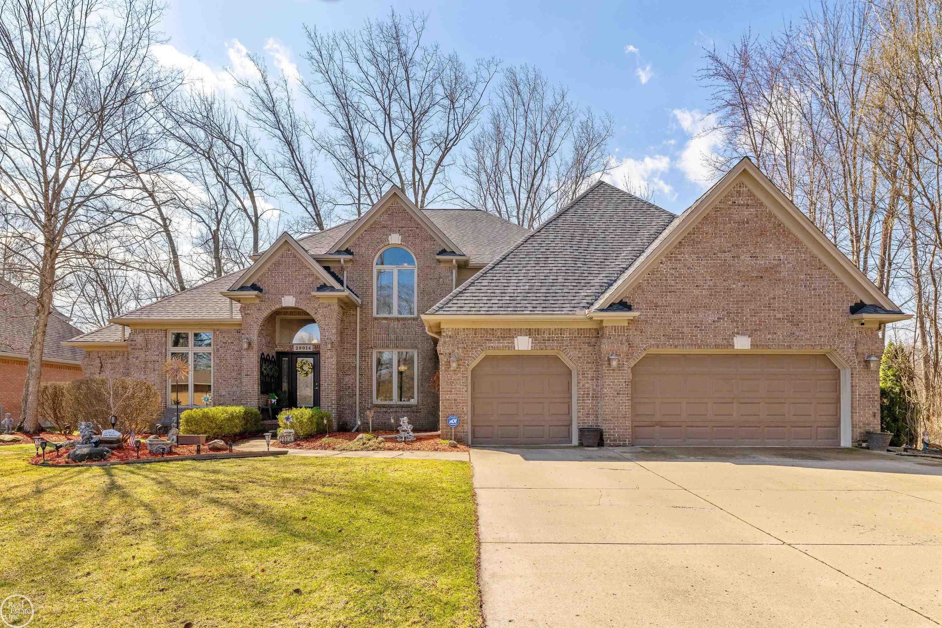 28014 Ashland Avenue, MI — front exterior