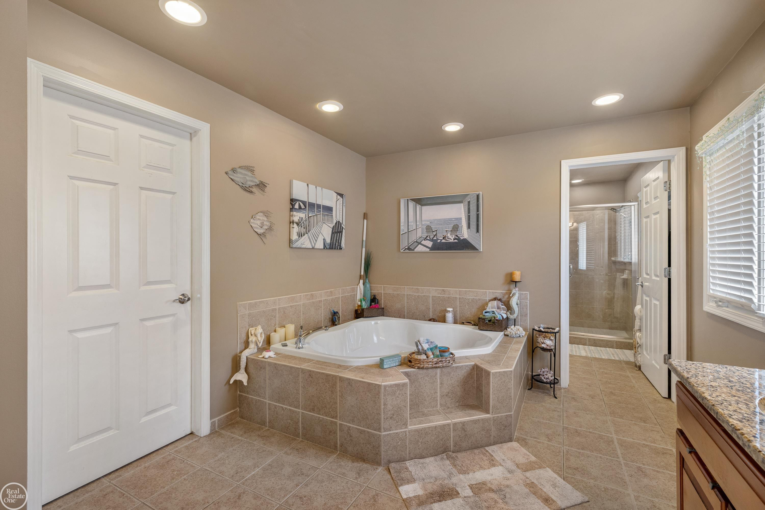 28014 Ashland Avenue, MI — Photo 35