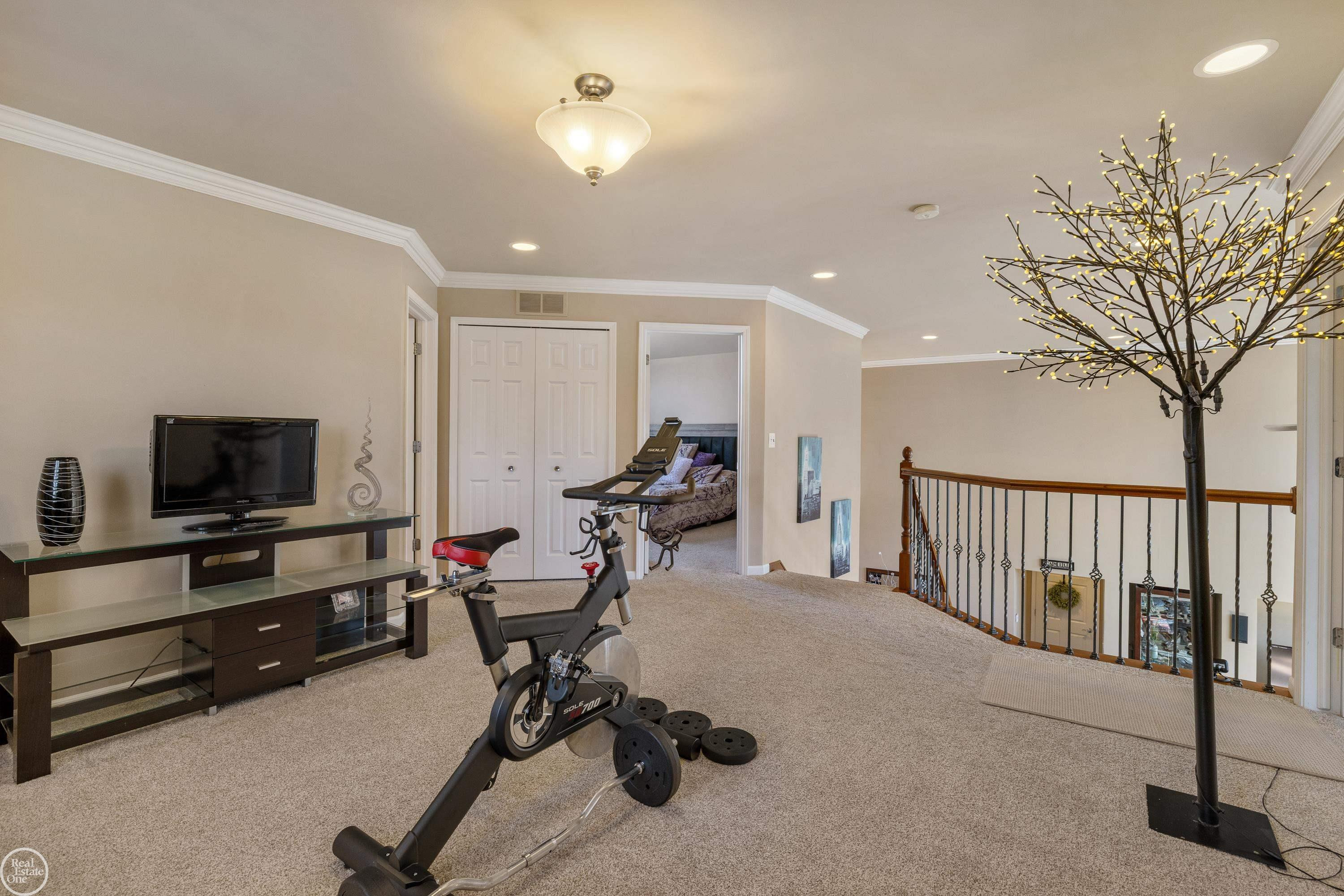 28014 Ashland Avenue, MI — Photo 41