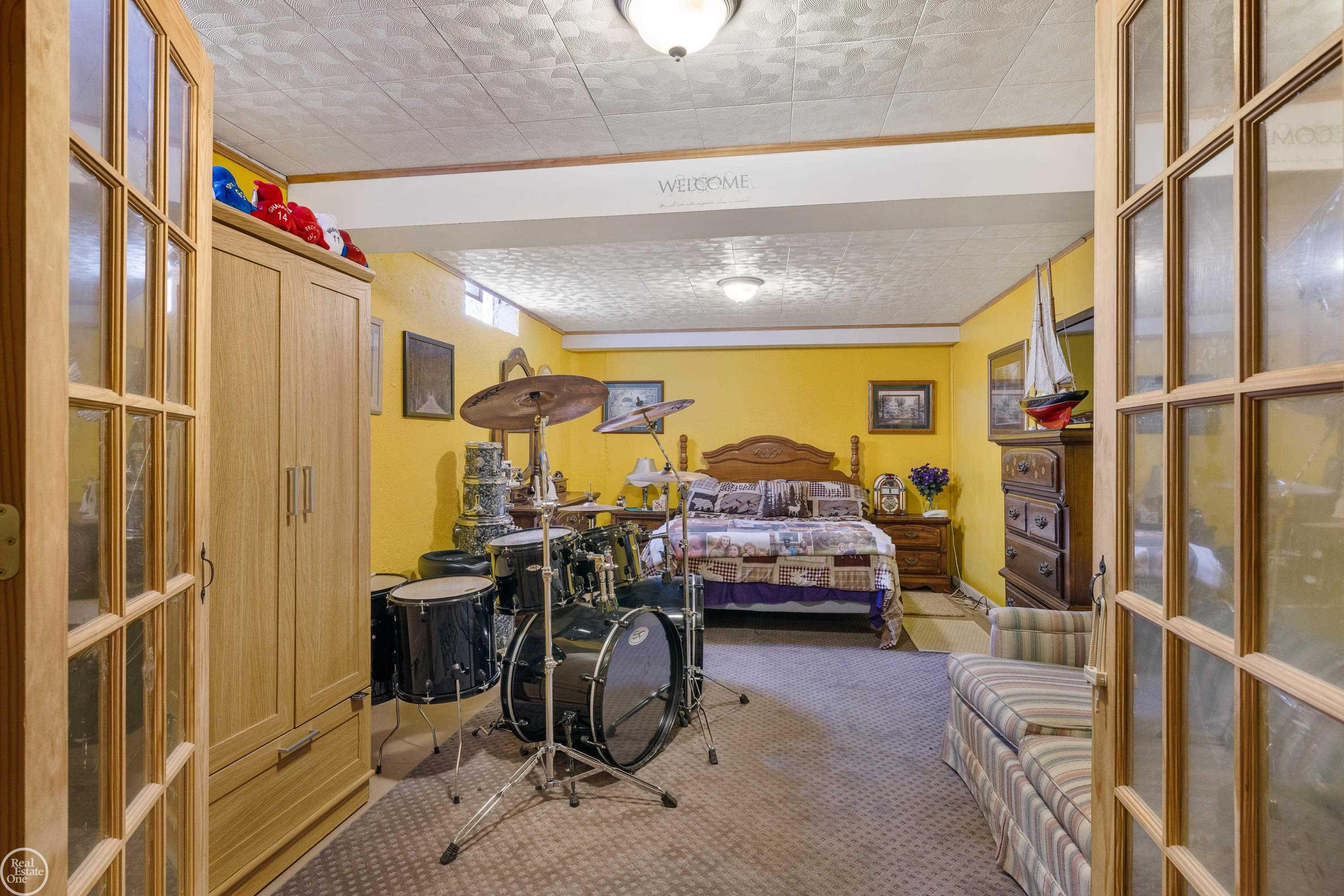 28014 Ashland Avenue, MI — Photo 60
