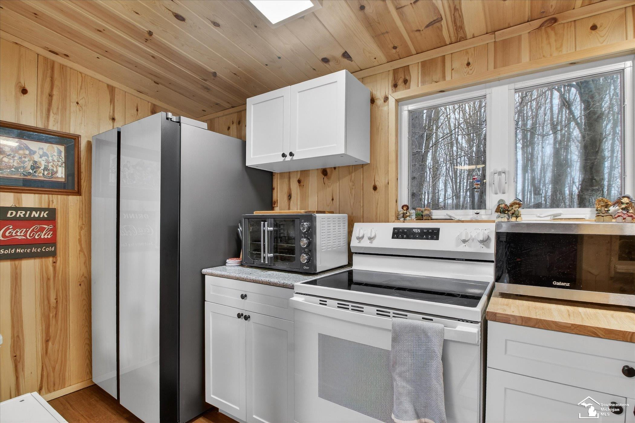 14166 Hicks Lake Drive, Evart, MI 49631 — Photo 17