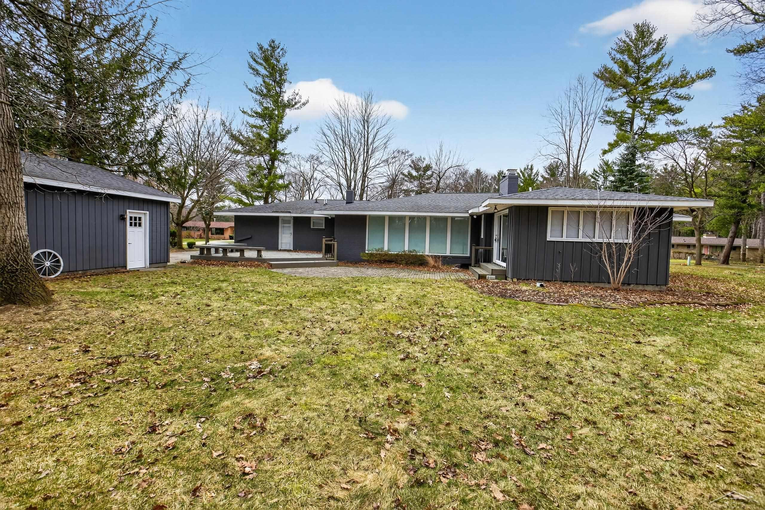 4914 Campau Drive, Midland, MI 48640 — Photo 33