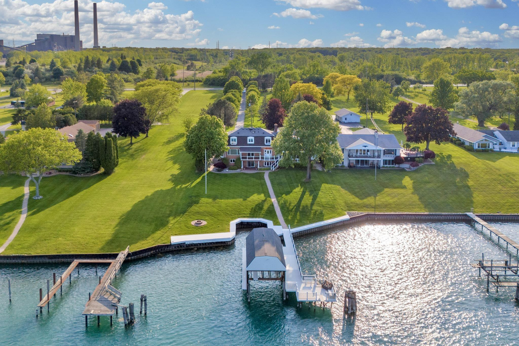 4243 River Road Road, MI — Photo 2