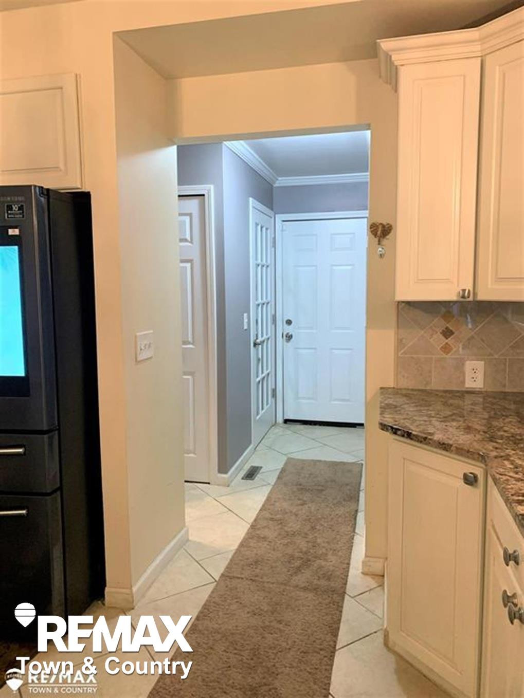1260 Springborrow Drive, Flint, MI 48532 — Photo 11