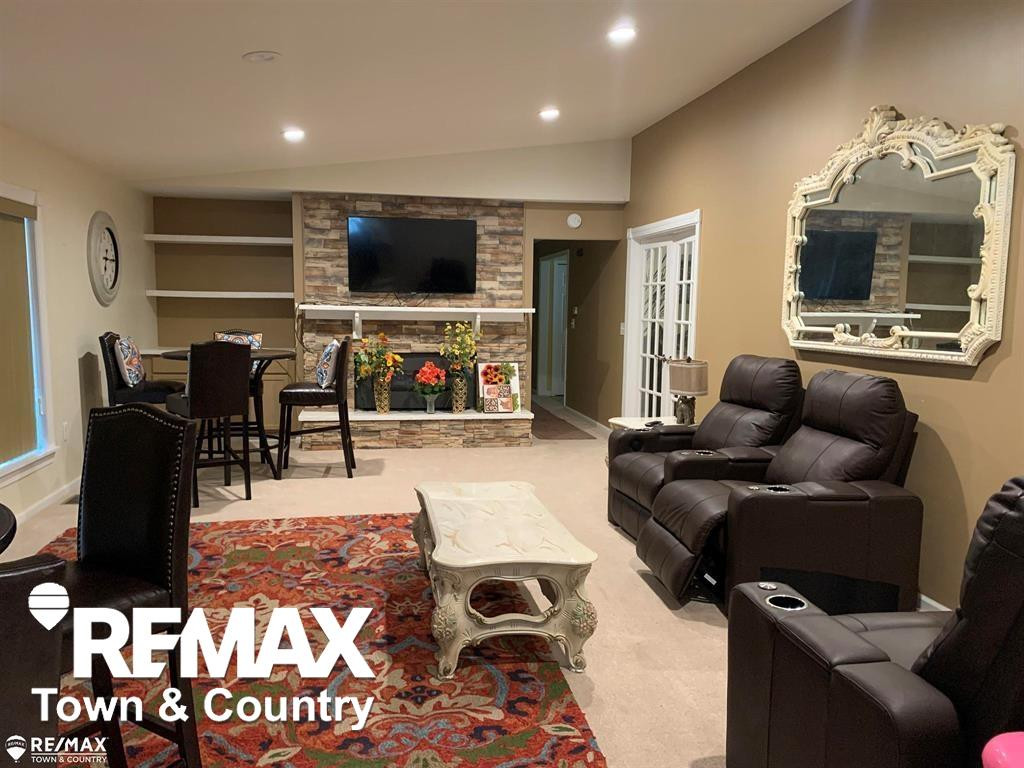 1260 Springborrow Drive, Flint, MI 48532 — Photo 18