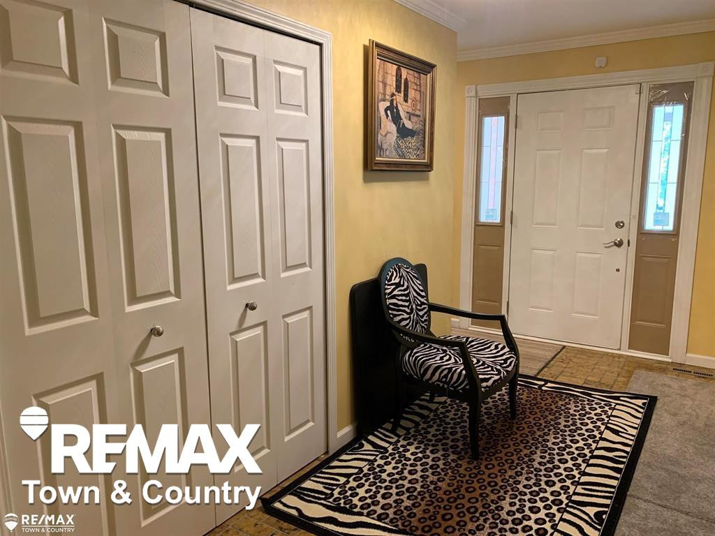 1260 Springborrow Drive, Flint, MI 48532 — Photo 31