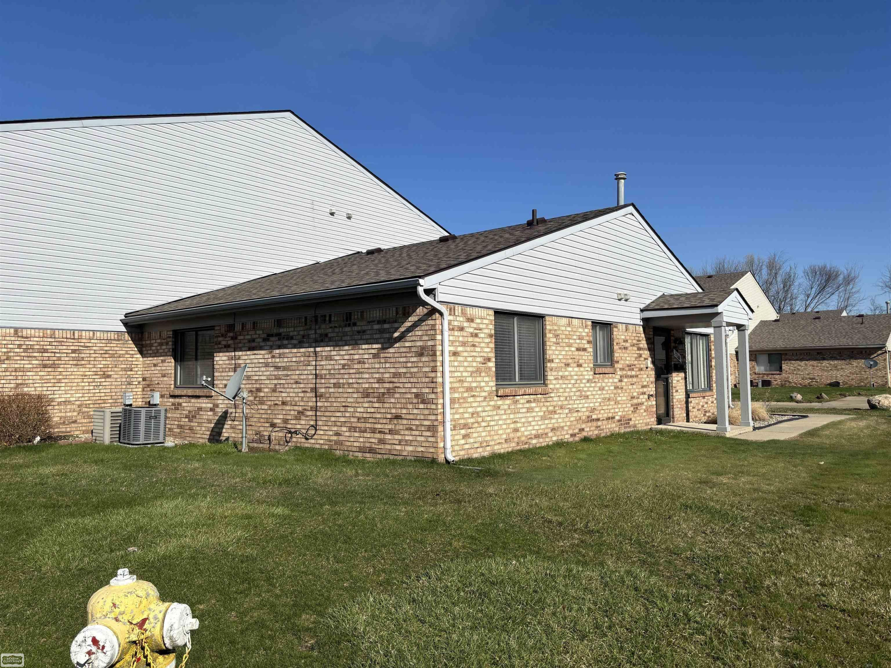 29368 Apple Garden Boulevard, Chesterfield, MI 48047 — Photo 27