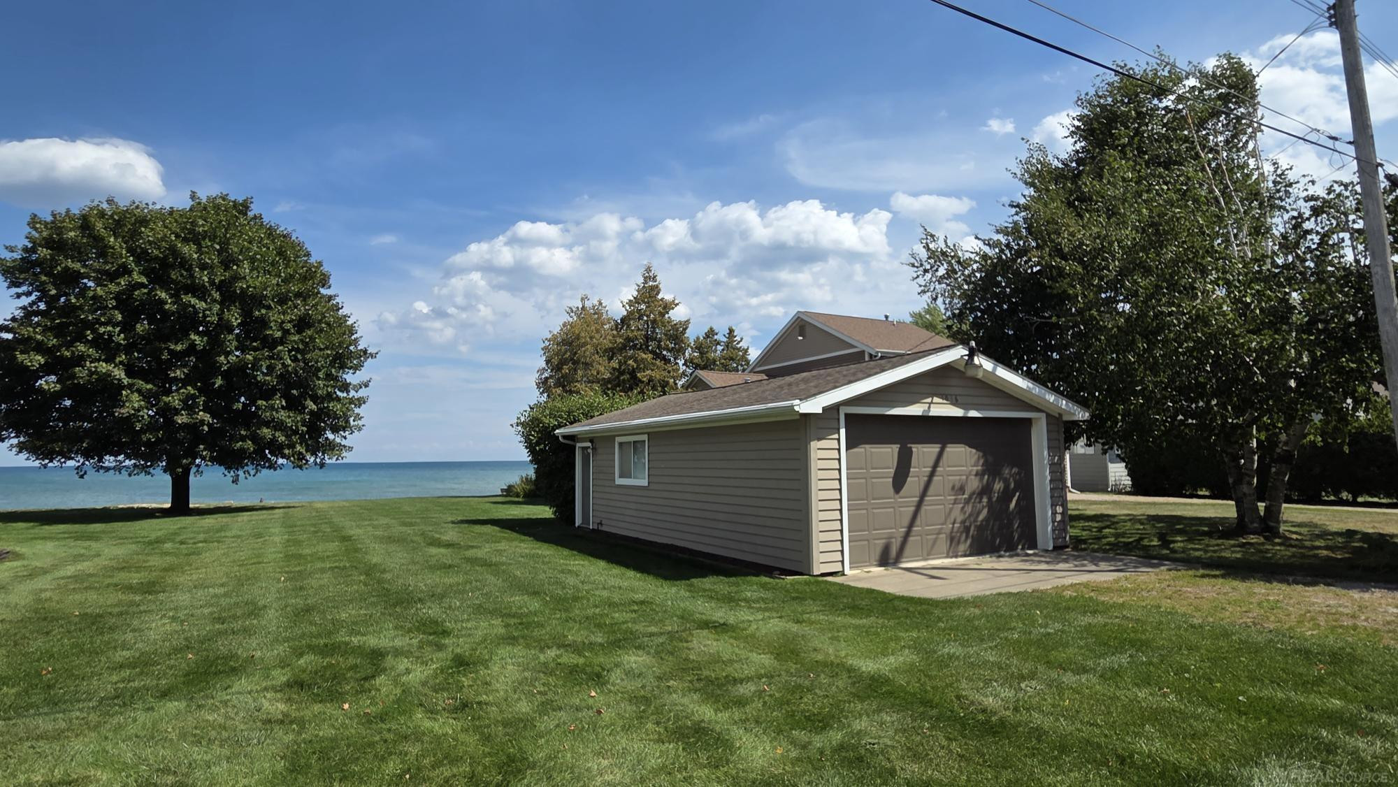 1050 Lakeside Drive, Port Sanilac, MI 48469 — Photo 7