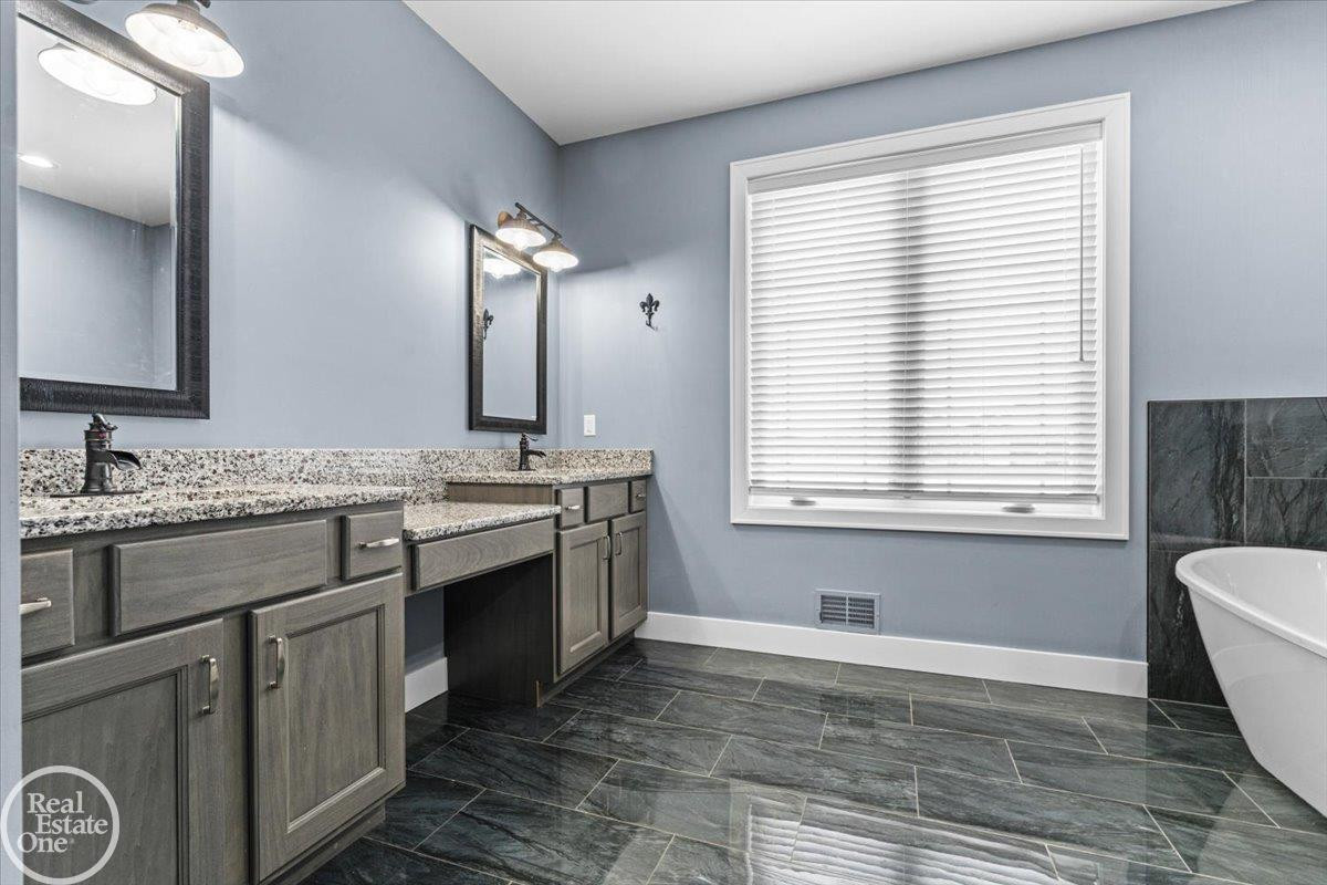 3108 Regatta Lane, MI 48079 — Photo 25