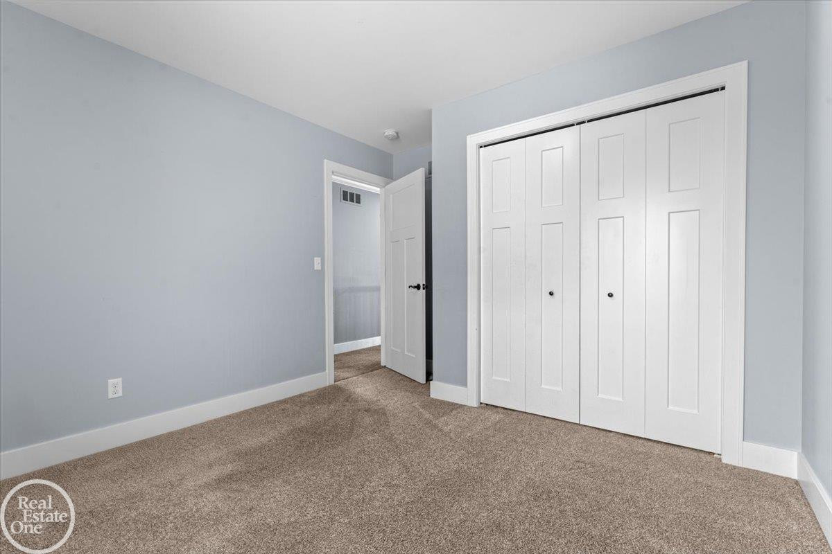 3108 Regatta Lane, MI 48079 — Photo 35