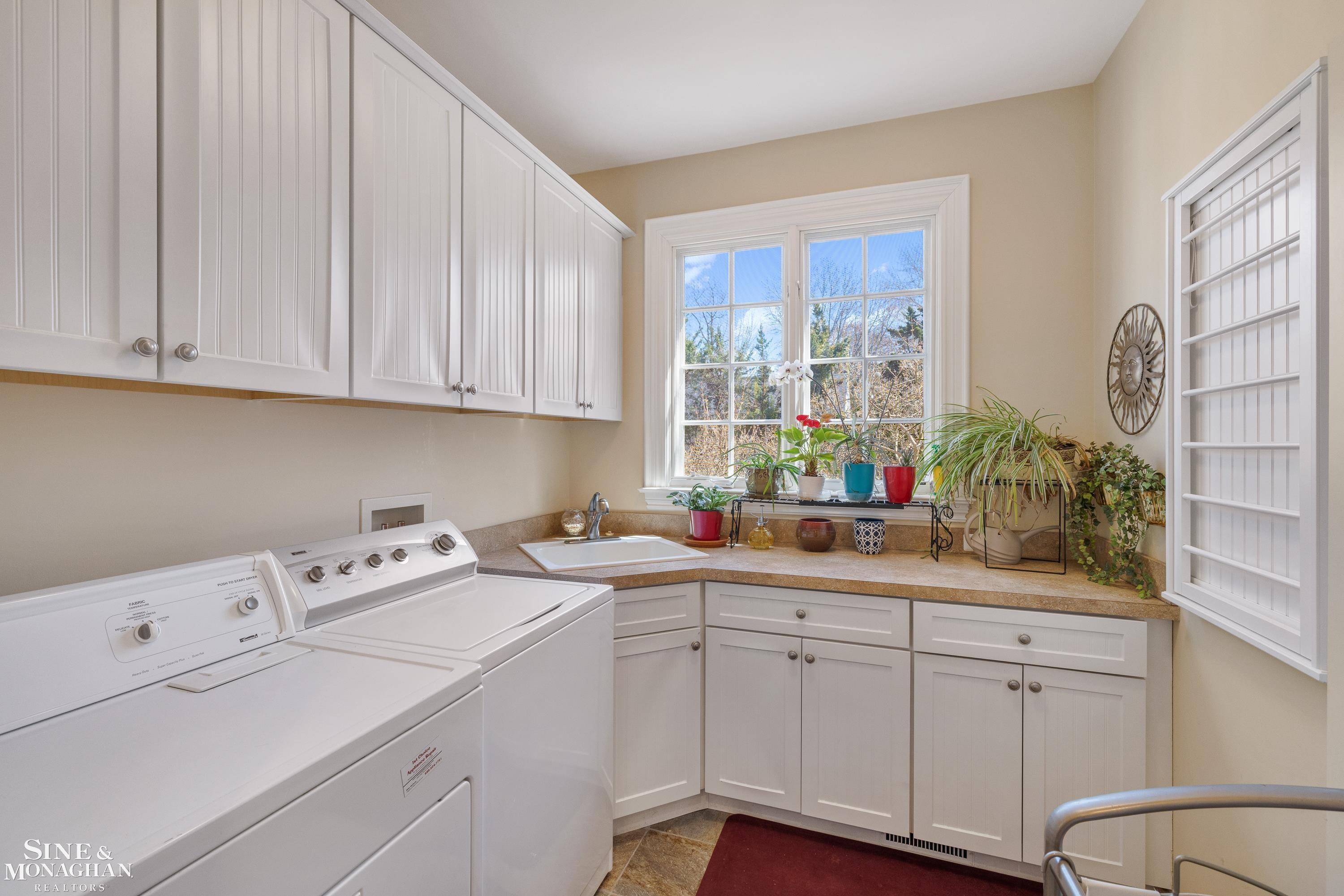 521 Oxford Road, Grosse Pointe Woods, MI 48236 — Photo 35
