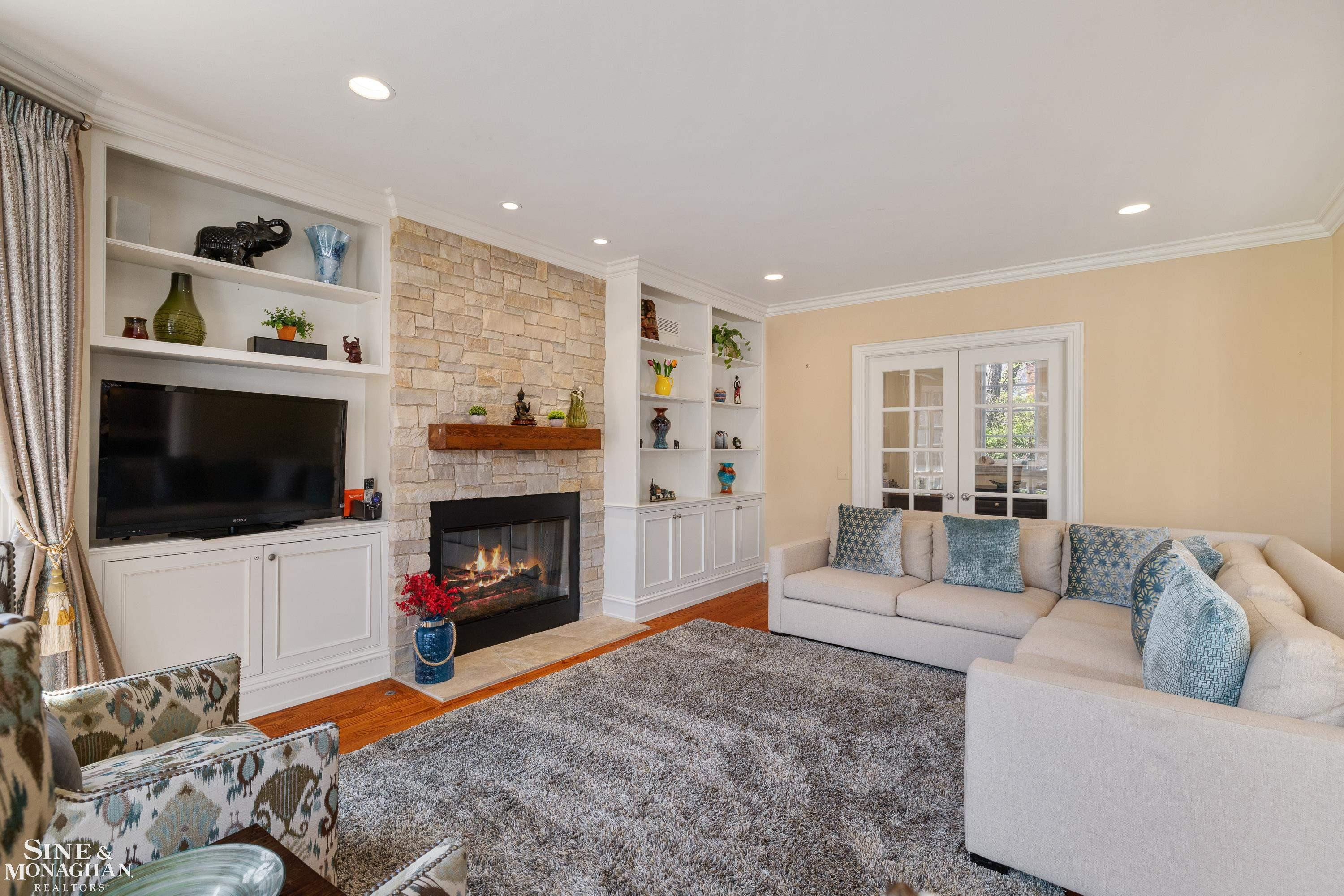 521 Oxford Road, Grosse Pointe Woods, MI 48236 — Photo 52
