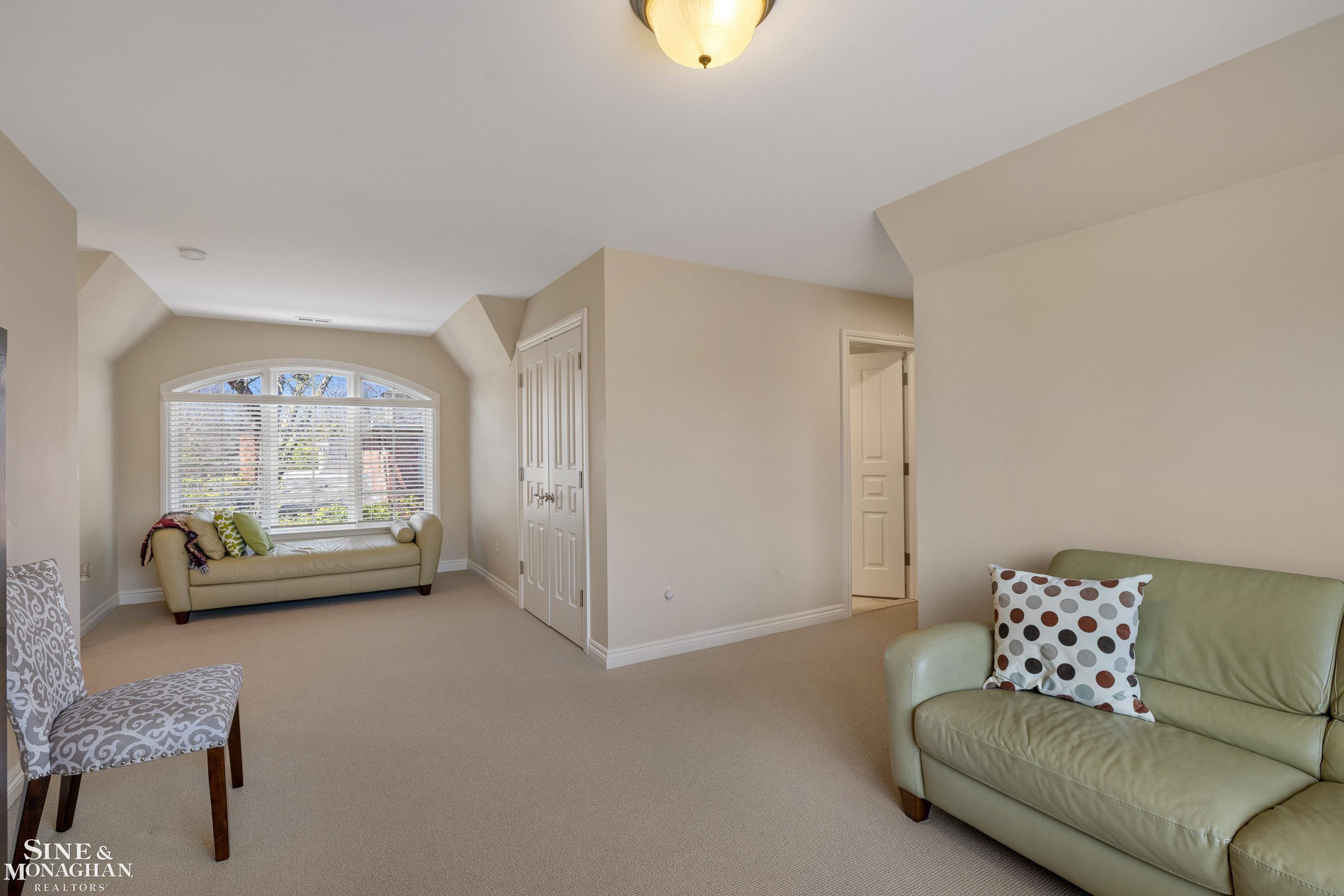 521 Oxford Road, Grosse Pointe Woods, MI 48236 — Photo 68