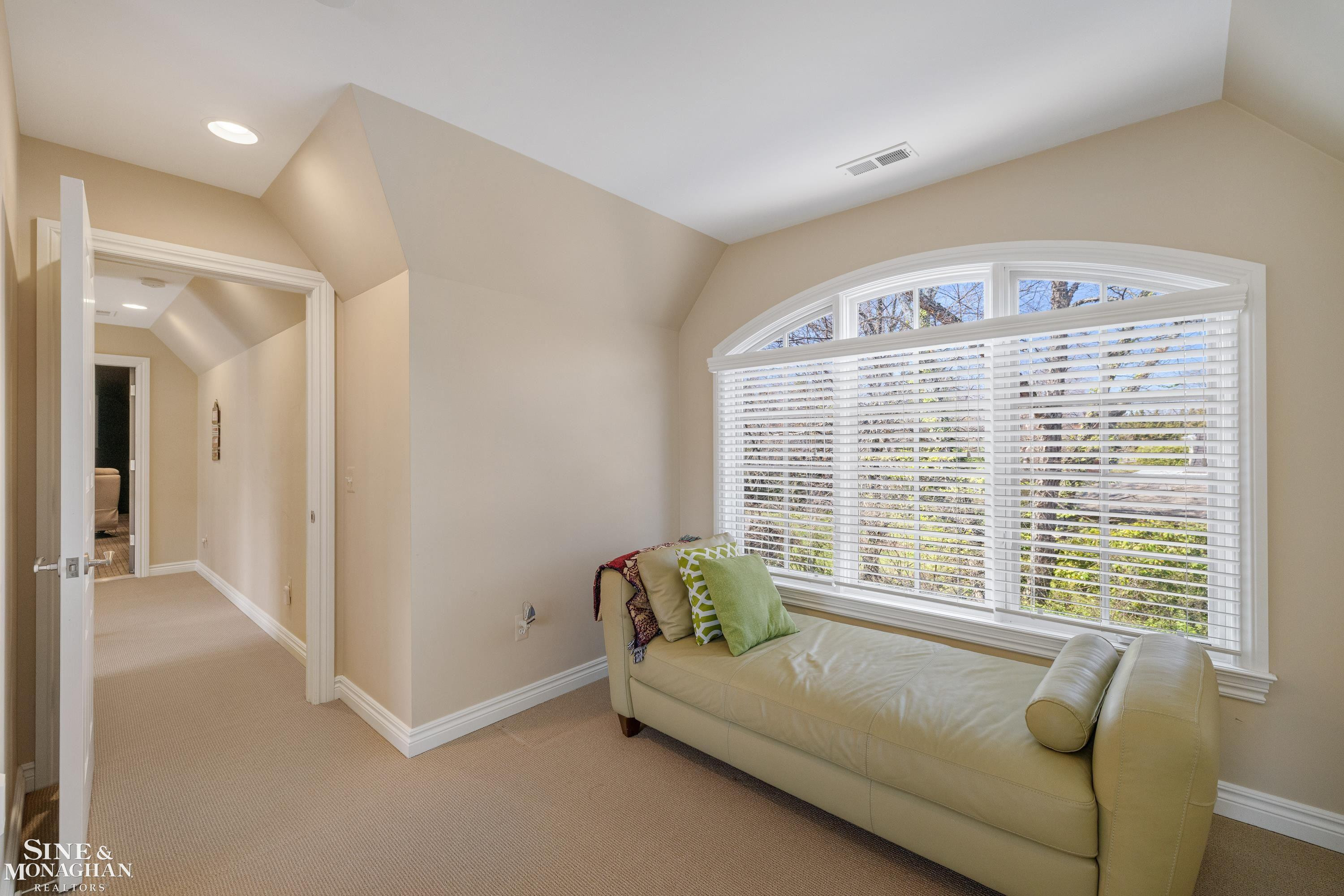 521 Oxford Road, Grosse Pointe Woods, MI 48236 — Photo 76
