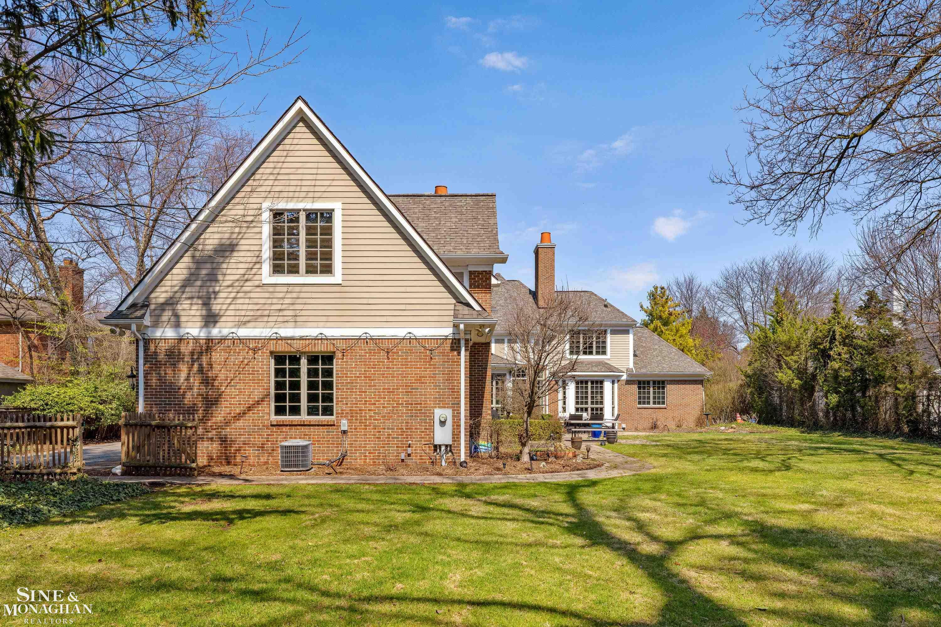 521 Oxford Road, Grosse Pointe Woods, MI 48236 — Photo 78