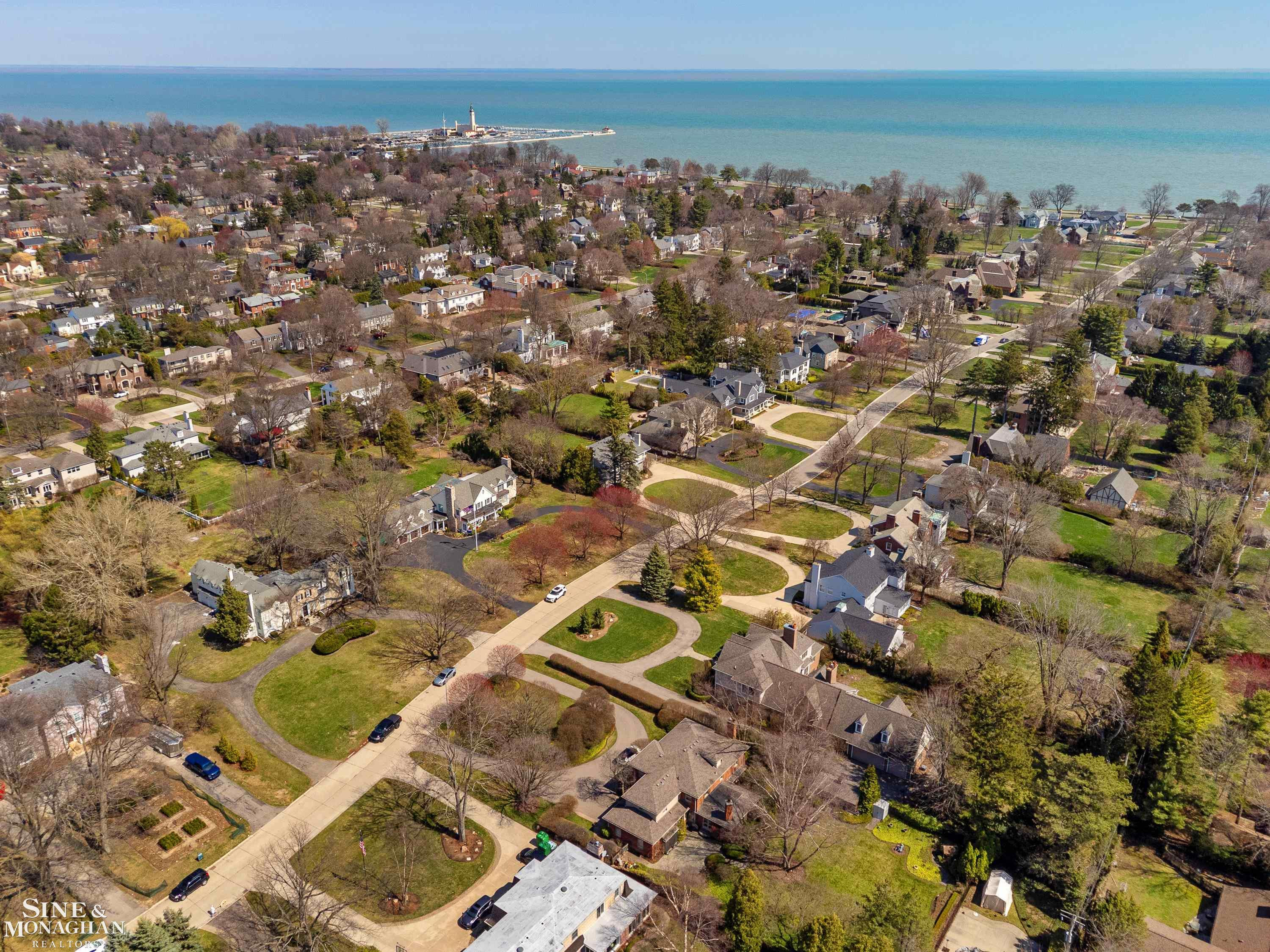 521 Oxford Road, Grosse Pointe Woods, MI 48236 — Photo 86