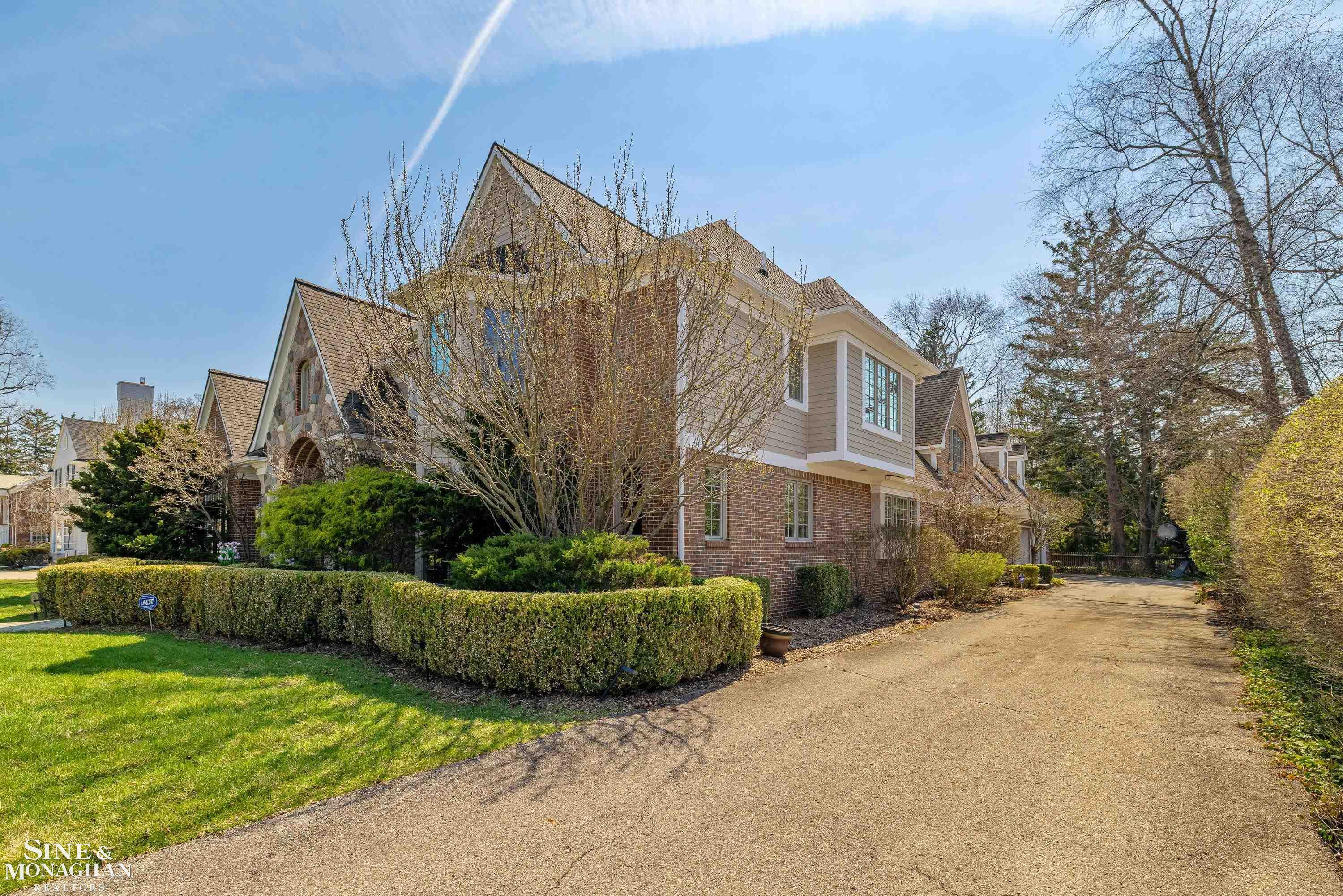 521 Oxford Road, Grosse Pointe Woods, MI 48236 — Photo 89