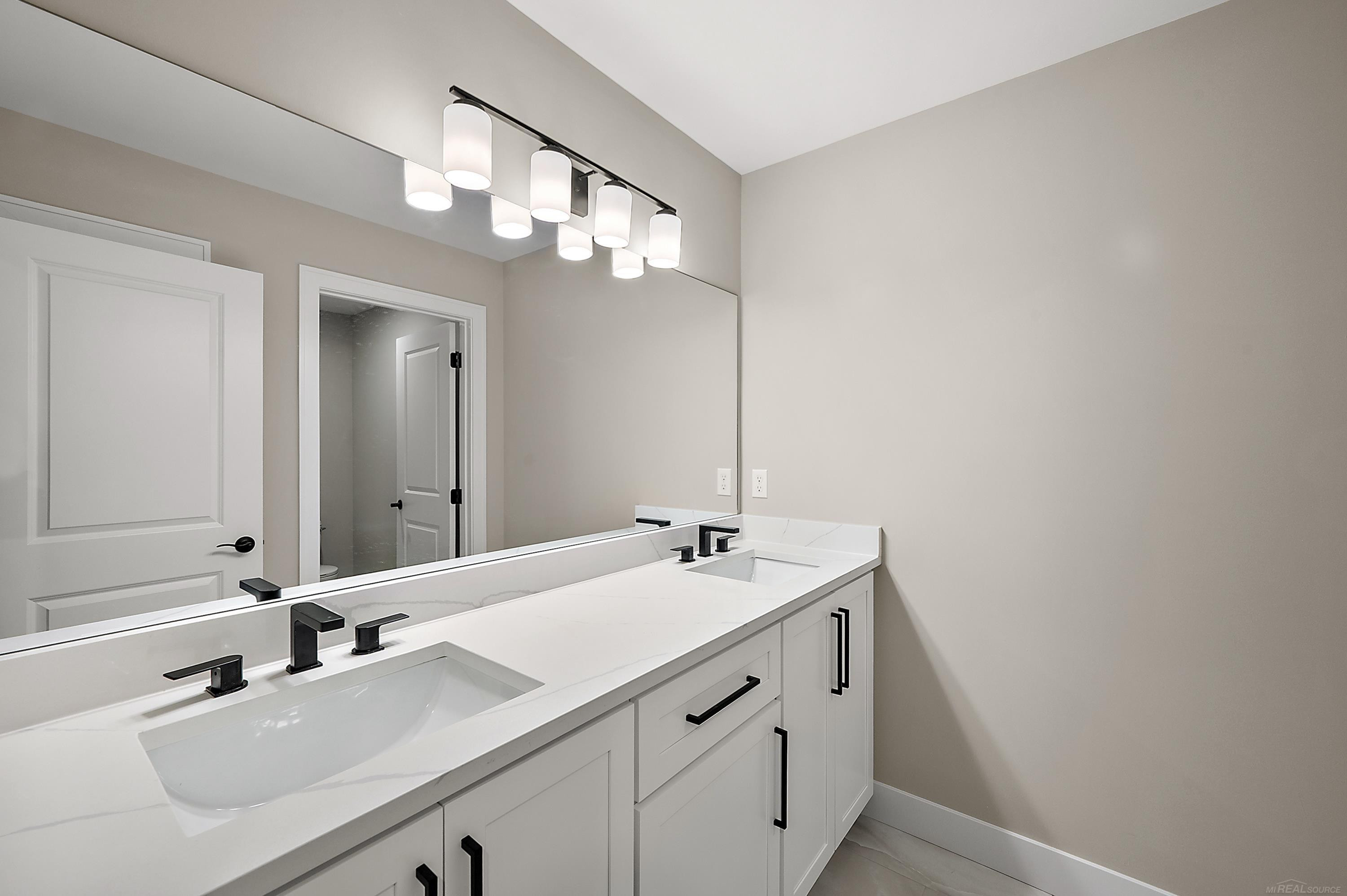 18857 Via Firenze Drive, Macomb, MI 48044 — Photo 47