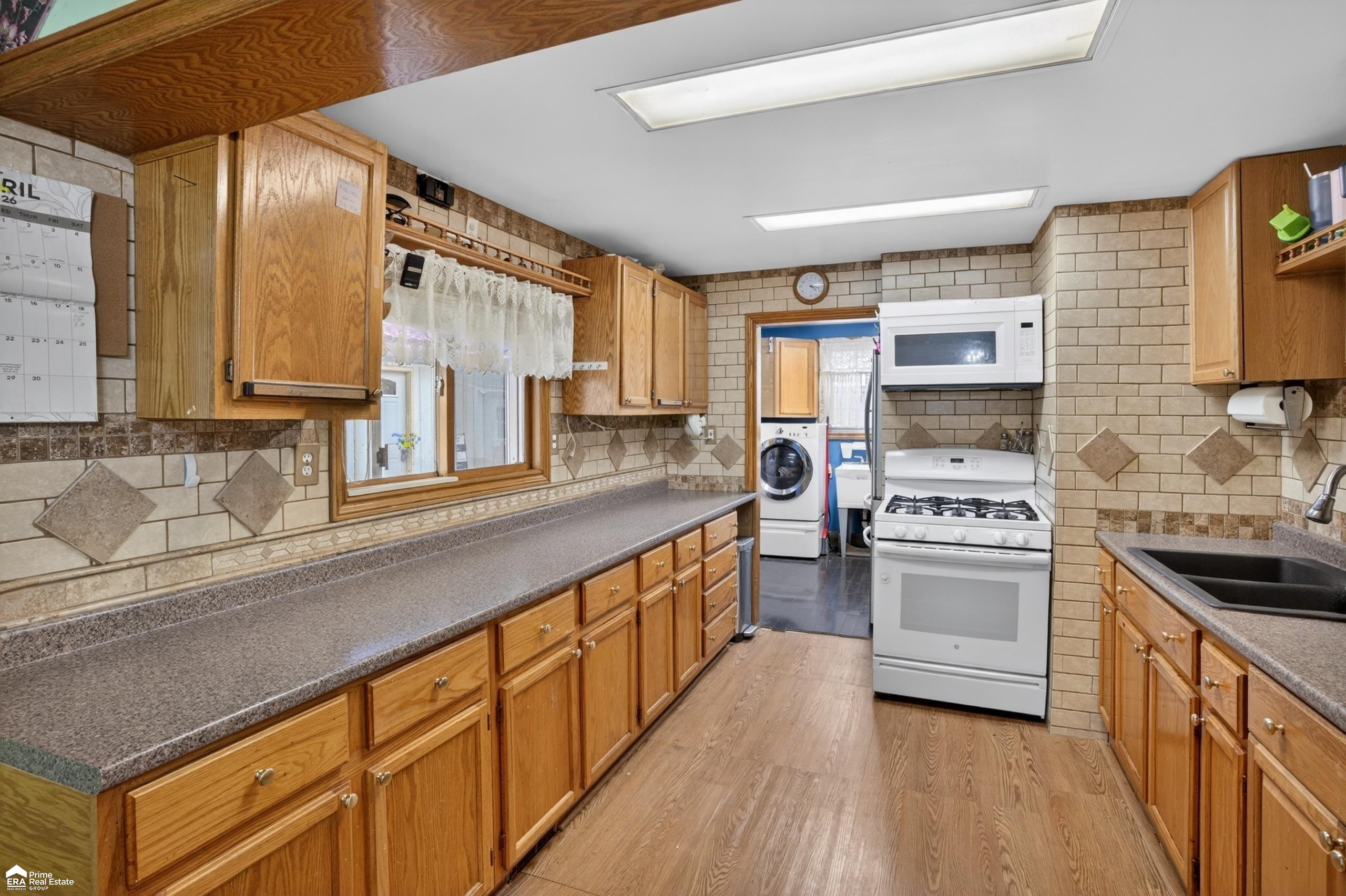 99 E Elmwood Street, Leonard, MI 48367 — Photo 6