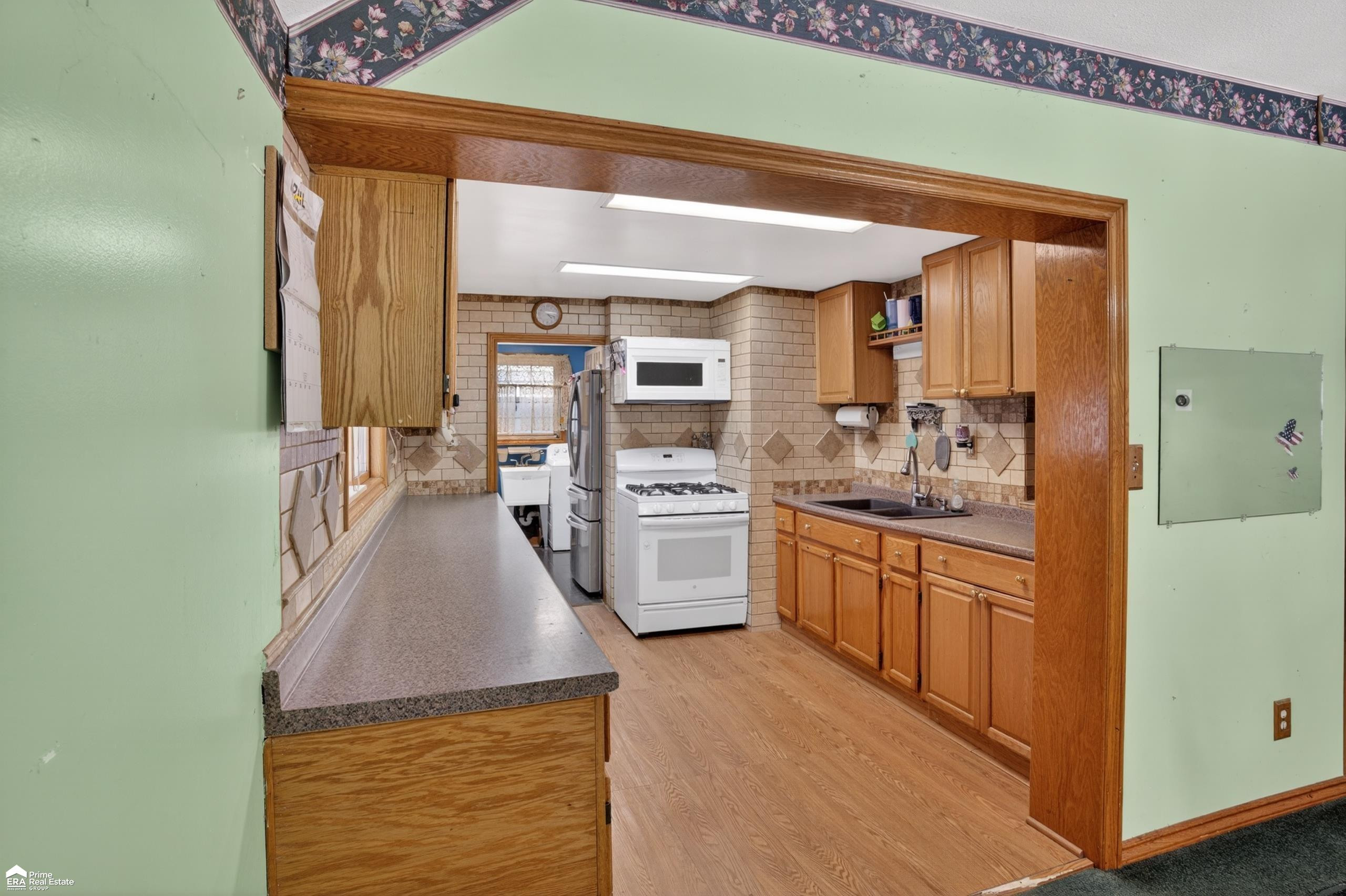 99 E Elmwood Street, Leonard, MI 48367 — Photo 8